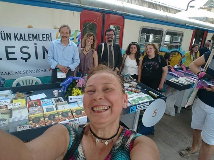 Haydarpaşa Garı/2017
Kadıköy Kitap Günleri
Nusret Karaca'nın İmza Günü