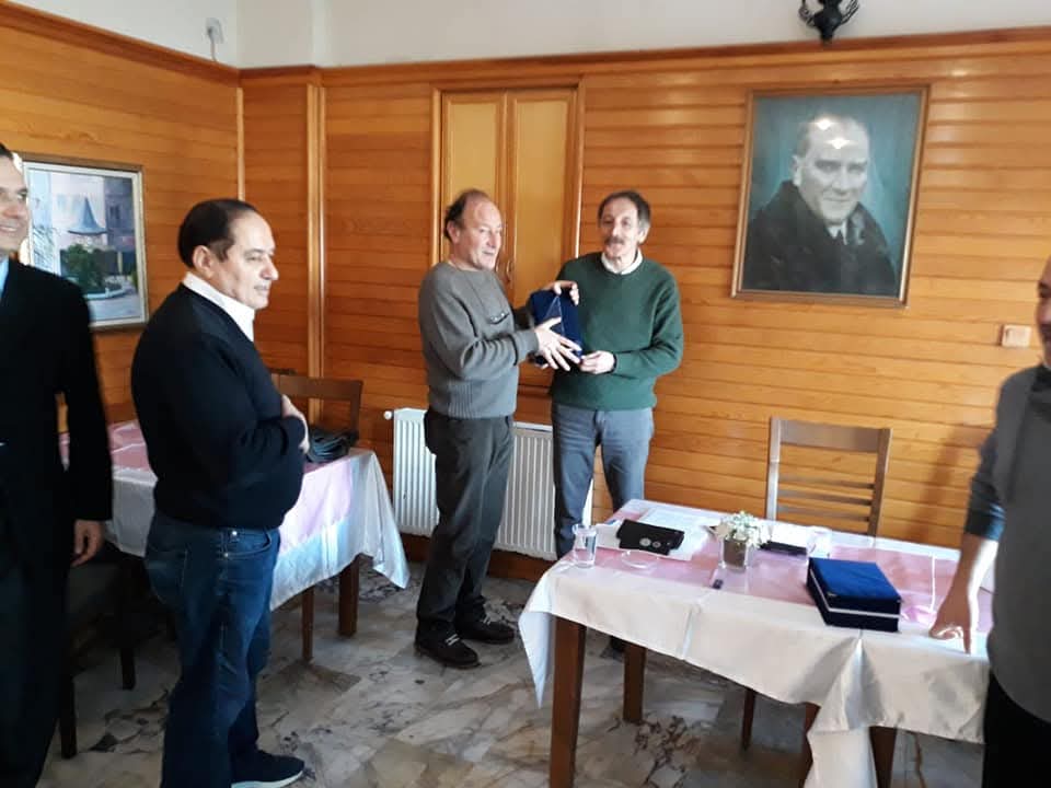 2018 Öğretmeniyle Güzel İstanbul Etkinliği.Şair Öğretmenler Burgazada Öğretmenevi Şiir Dinletisi.
Nusret Karaca'ya plaket.