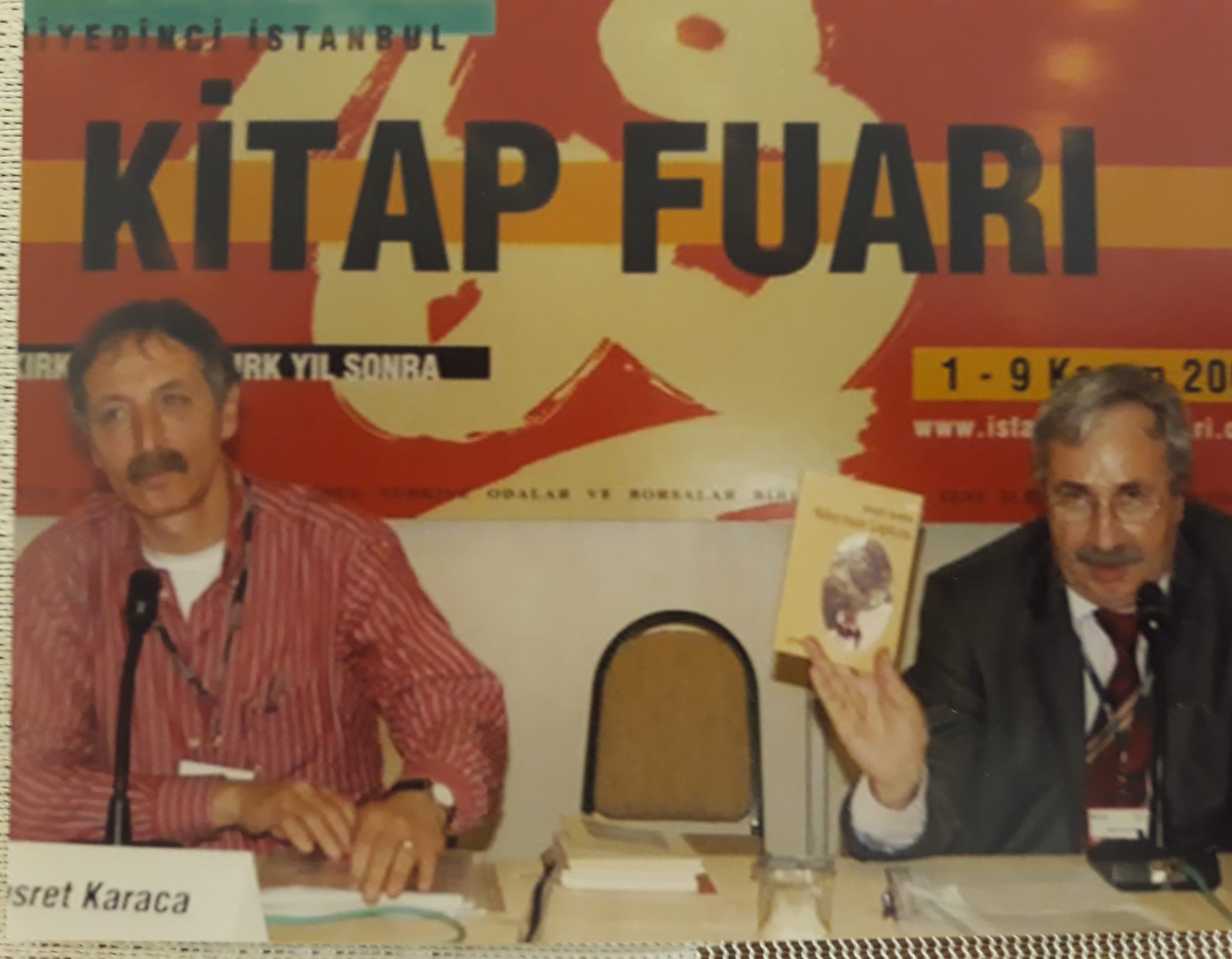 Nusret Karaca-Mehmet Tanju Akerma
Tüyap/Söyleşi