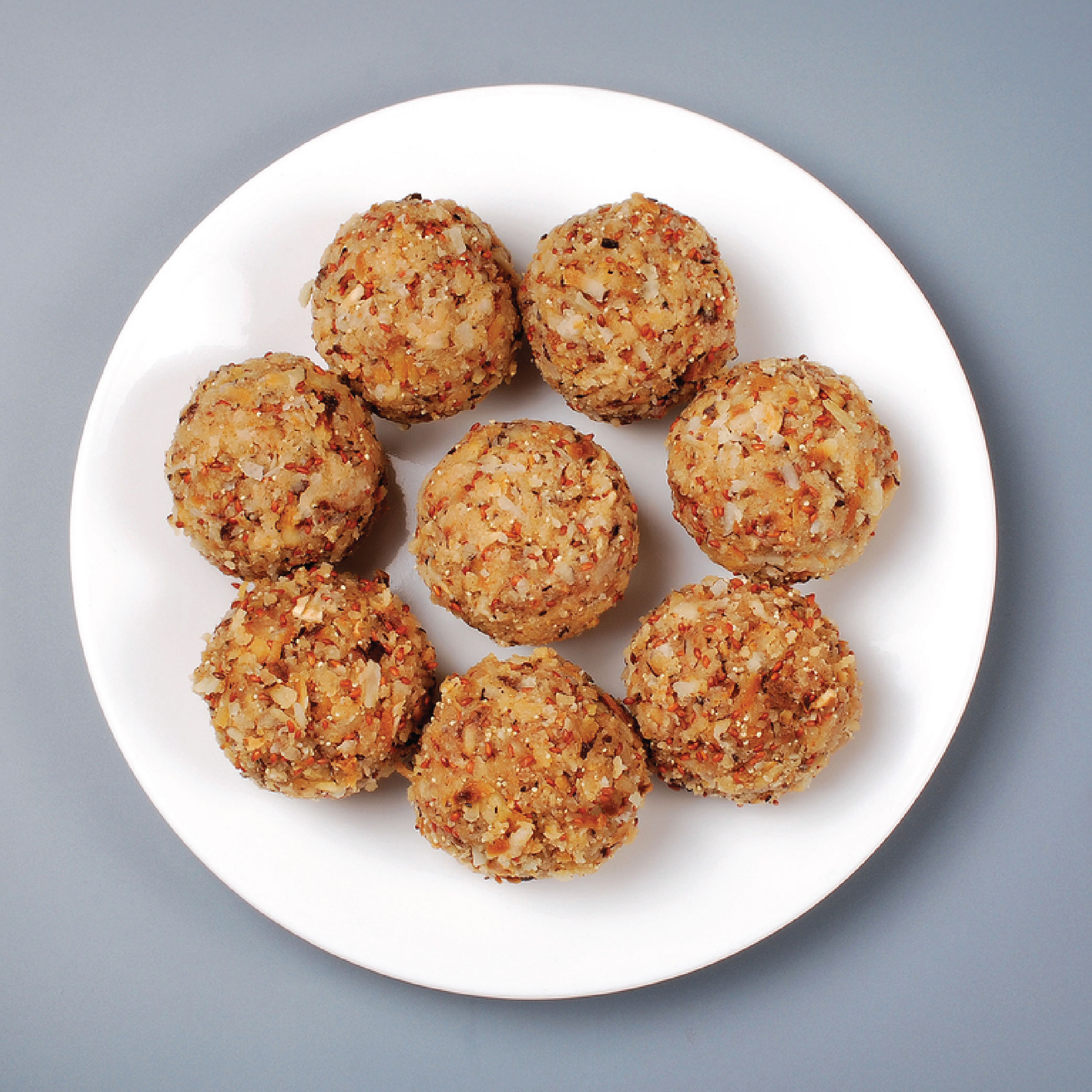 Coconut- Date & Garden-Cress Nibbles