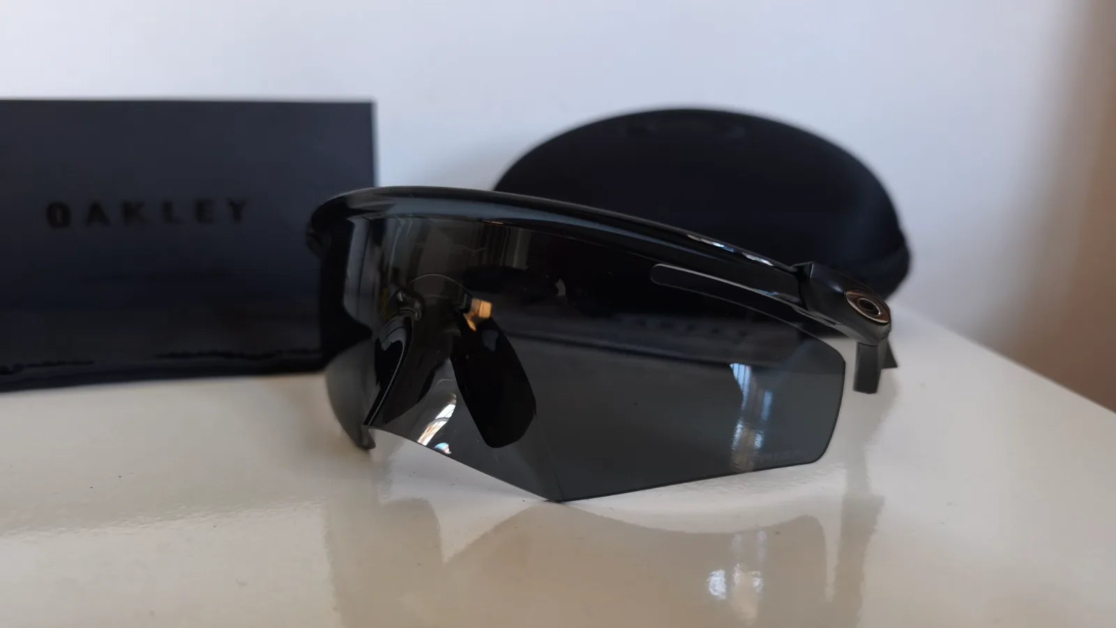 Oakley qntm kato 2