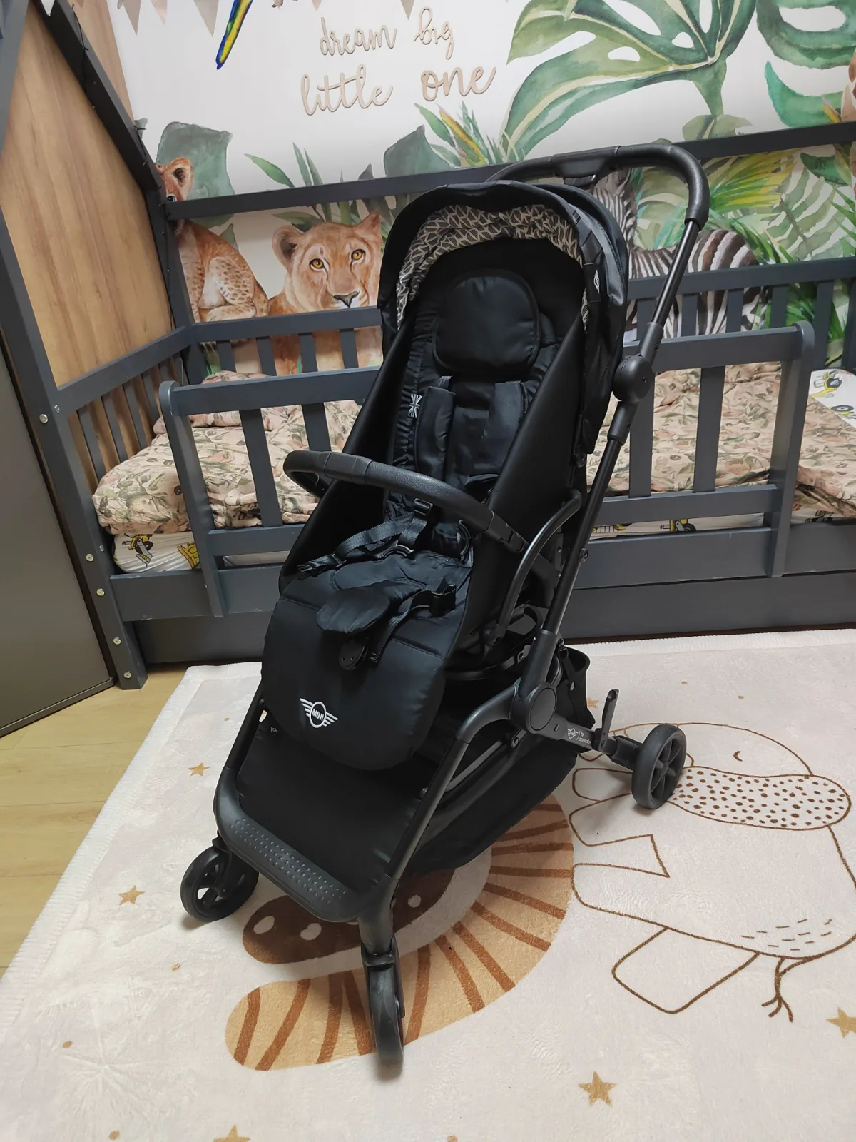 Easywalker kompakt sport babakocsi forgatható üléssel 2