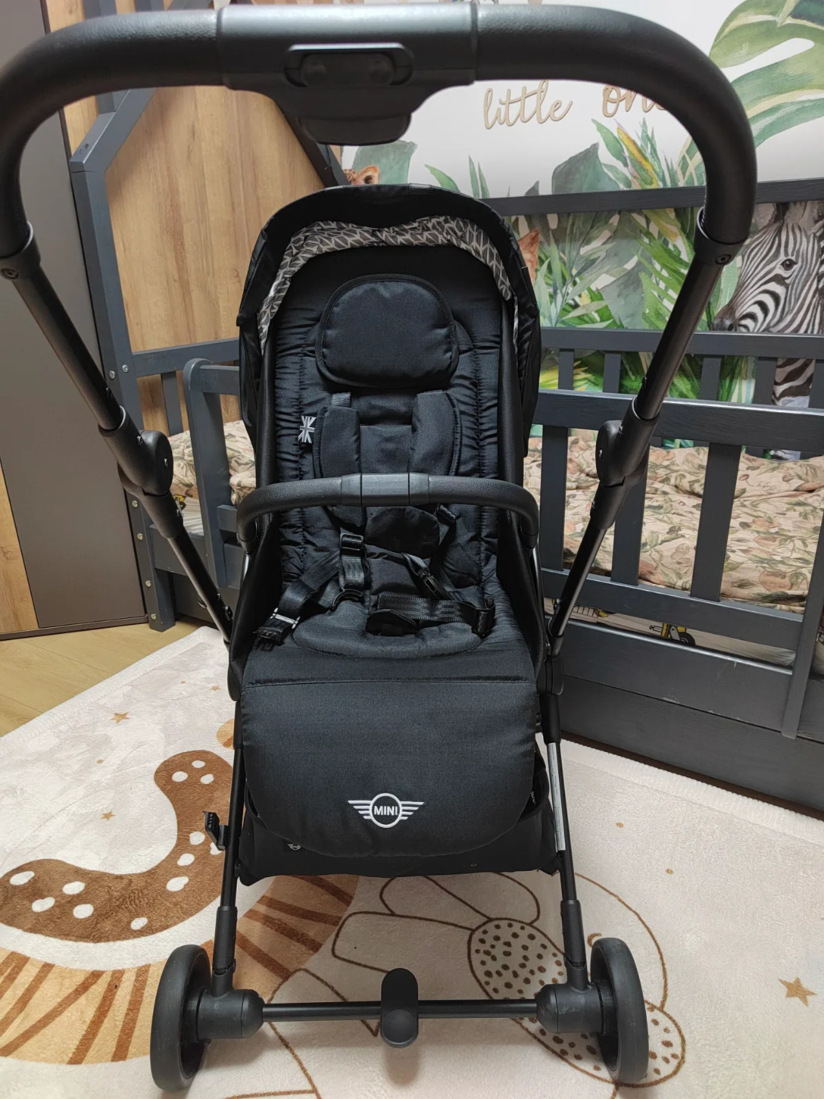 Easywalker kompakt sport babakocsi forgatható üléssel 4