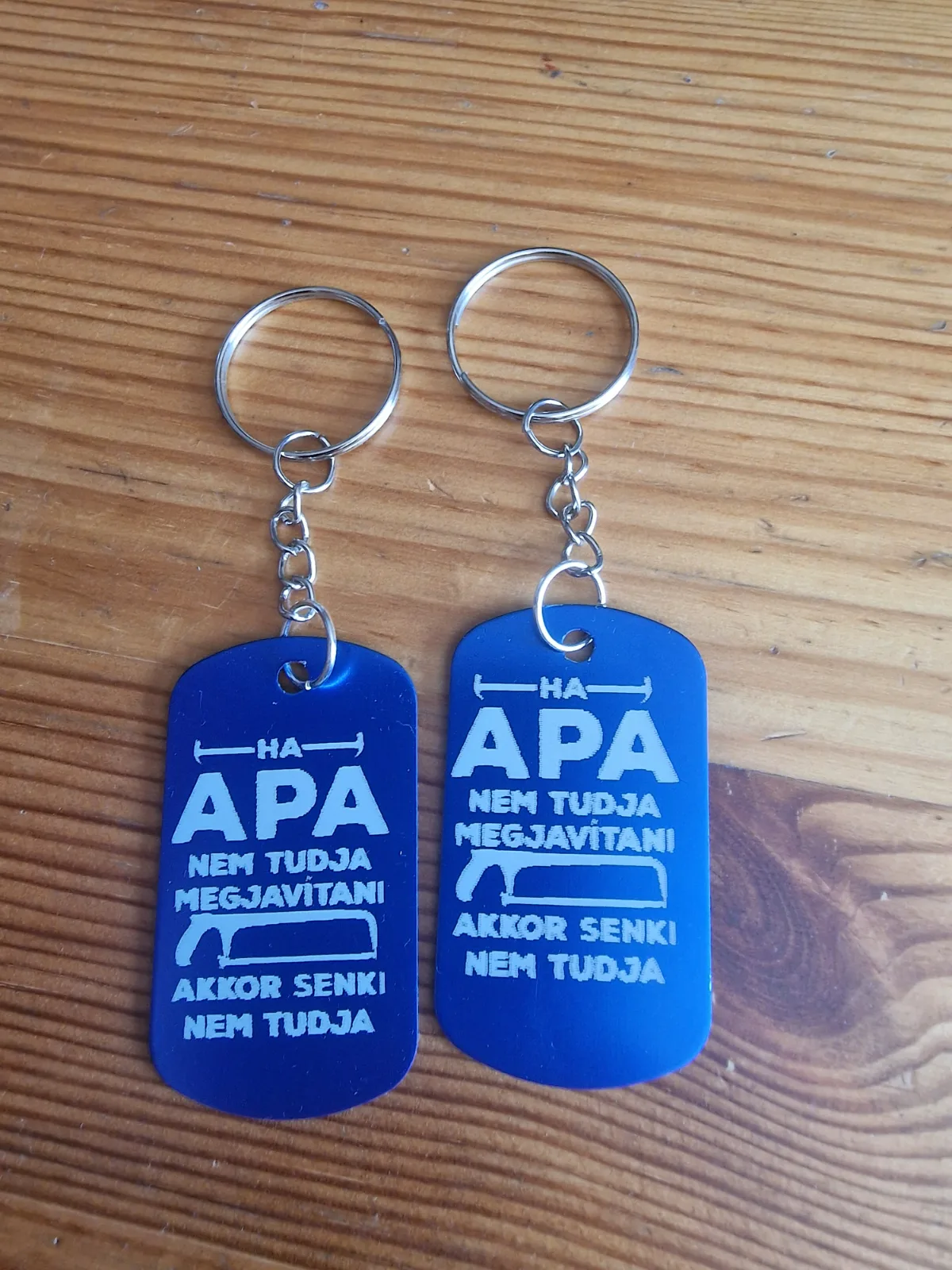 Apás kulcstartó 1
