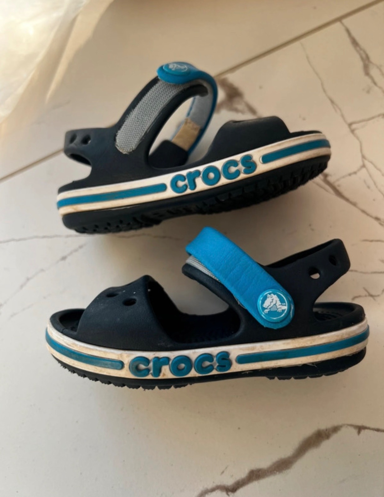 Crocs szandál - C6 4