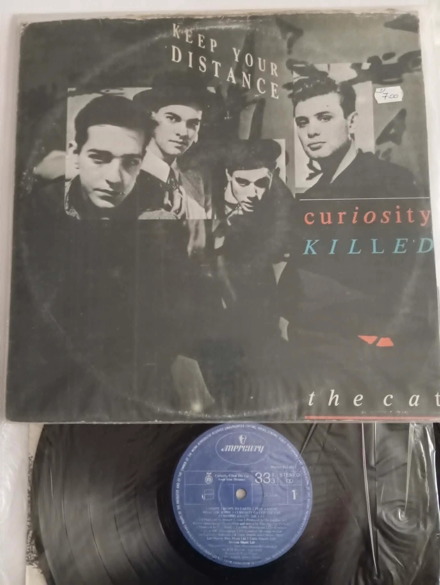 Curiosity Killed The Cat - Keep Your Distance (LP, Album)(1p) 1