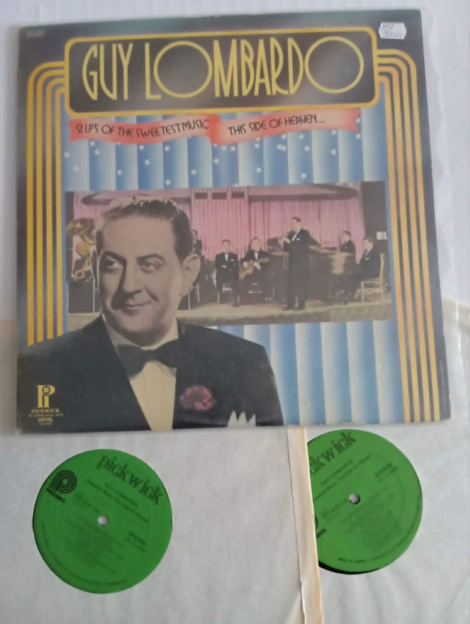 Guy Lombardo - Sweetest Music This Side Of Heaven (2xLP, Comp, RE)(115p) 1