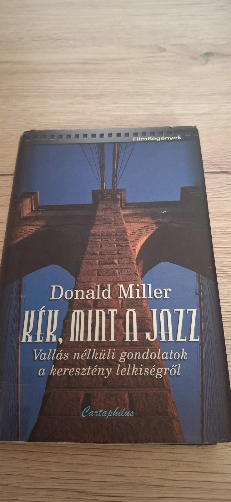 Könyv 1