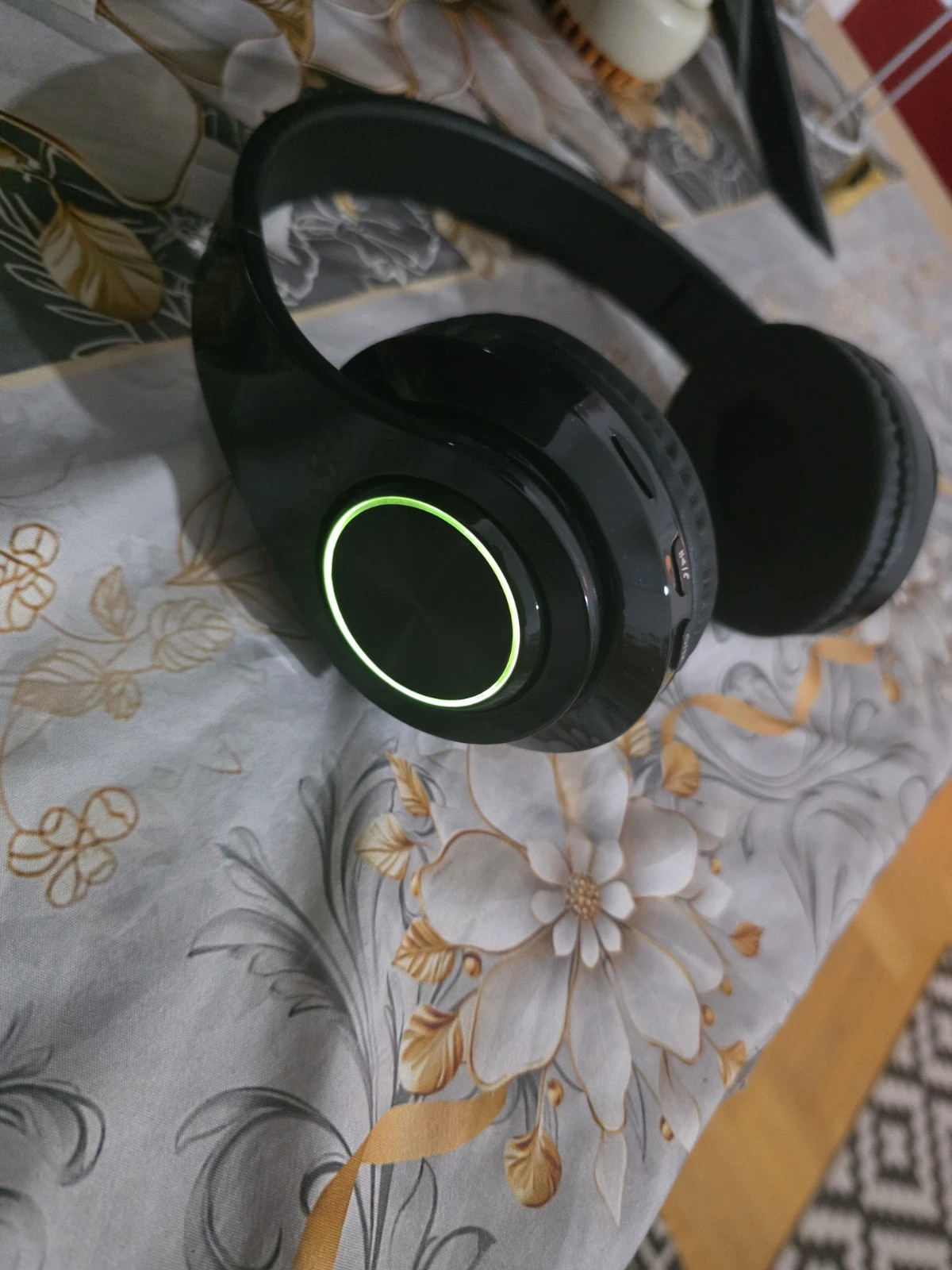 Bluetoothos Fejhallgató 3