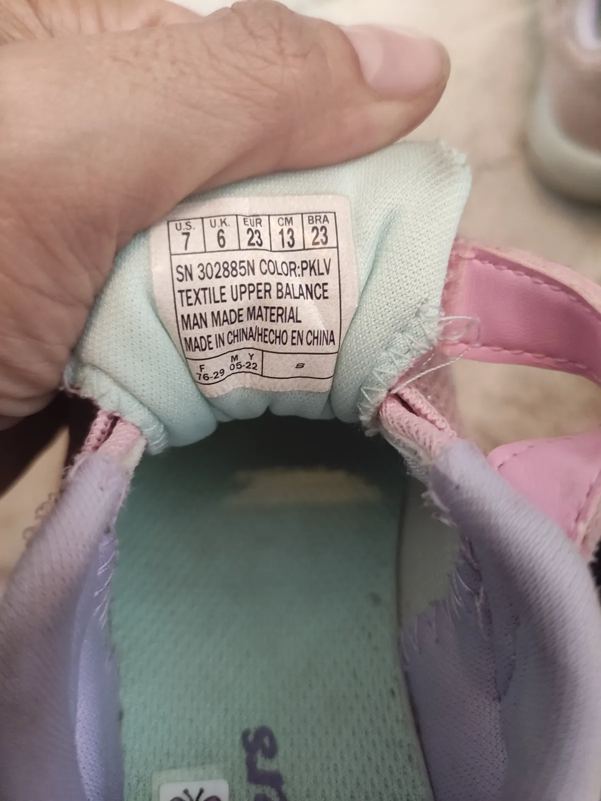 Skechers kislány cipő 3