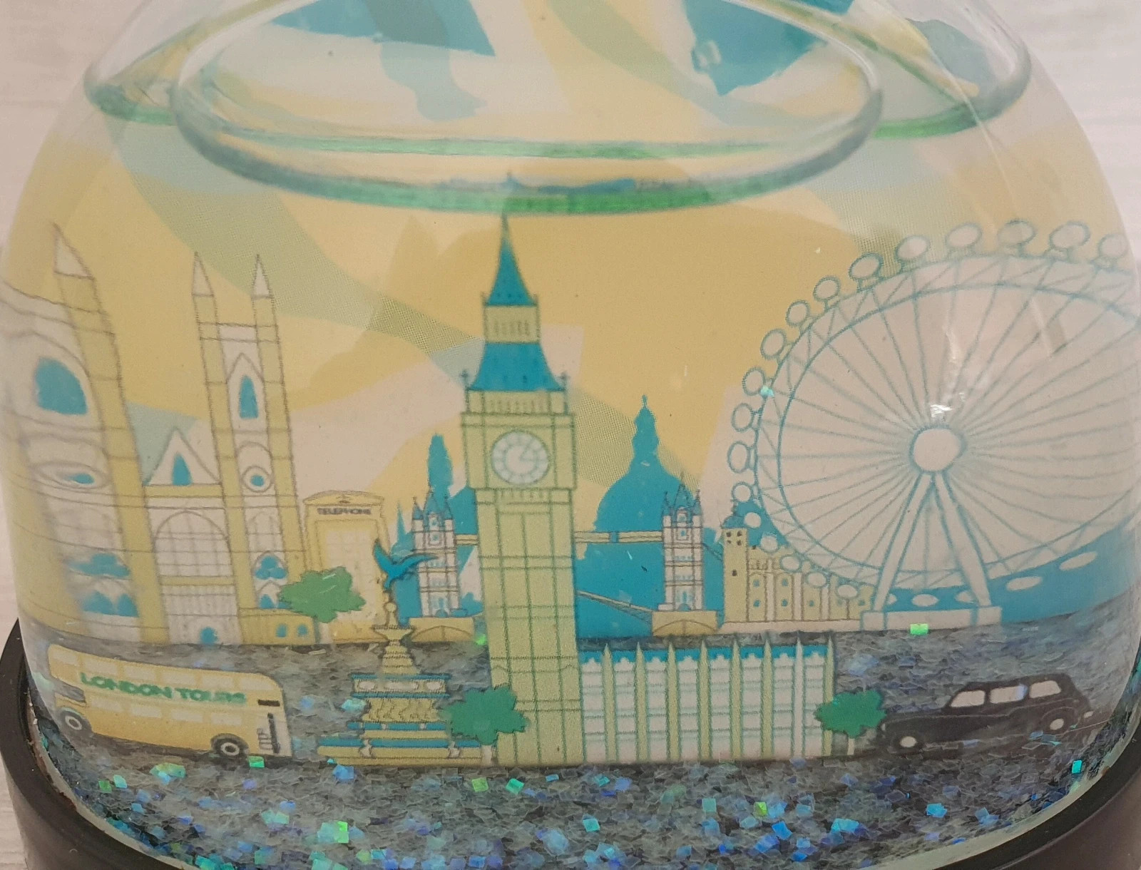 London hógömb 4
