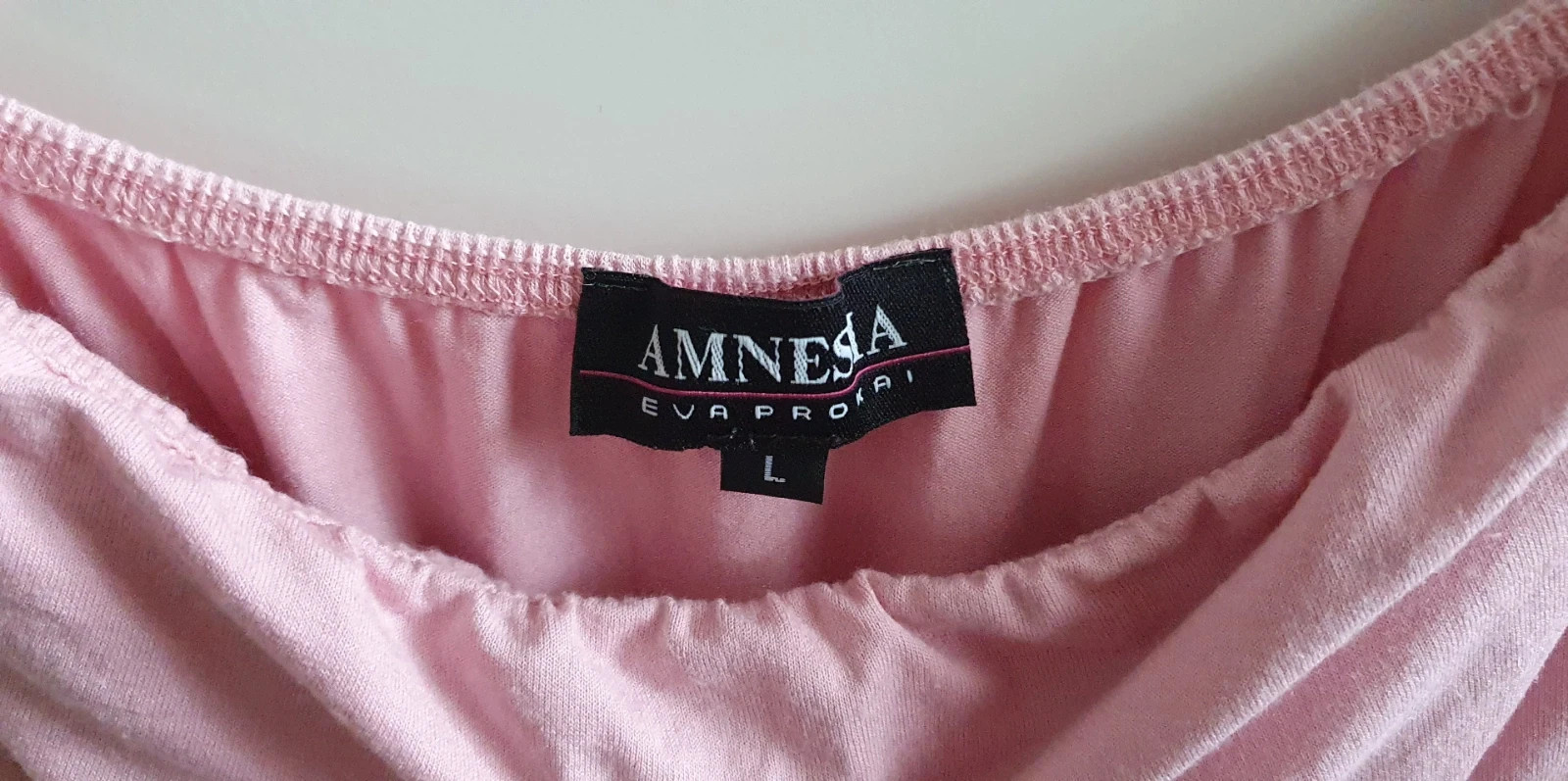 Amnesia csőtop 4