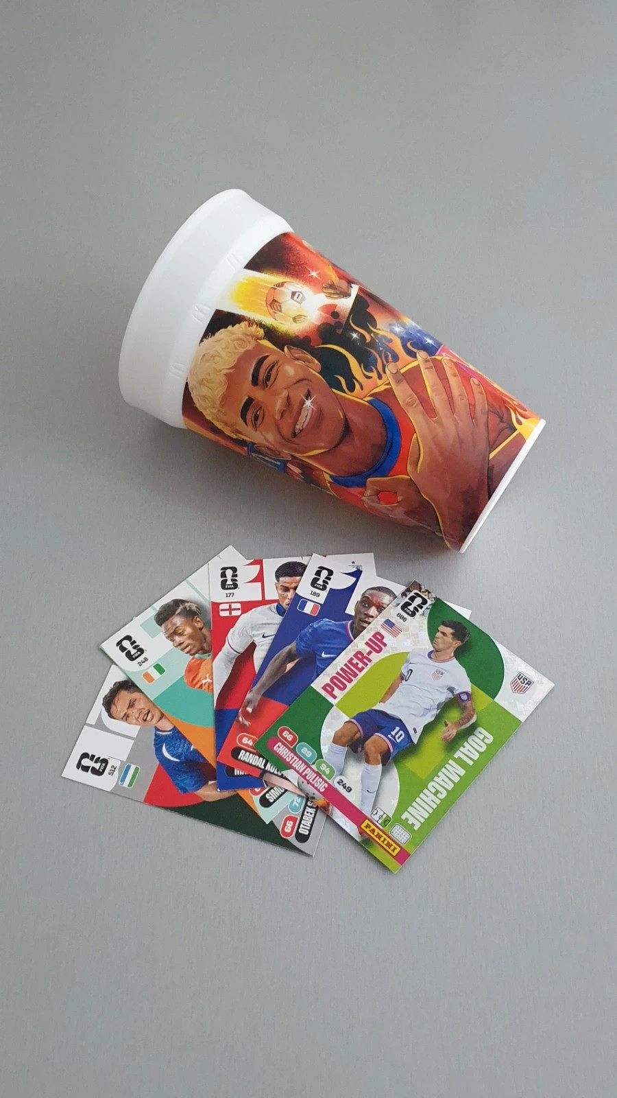 FIFA pohár és kártya csomag 1