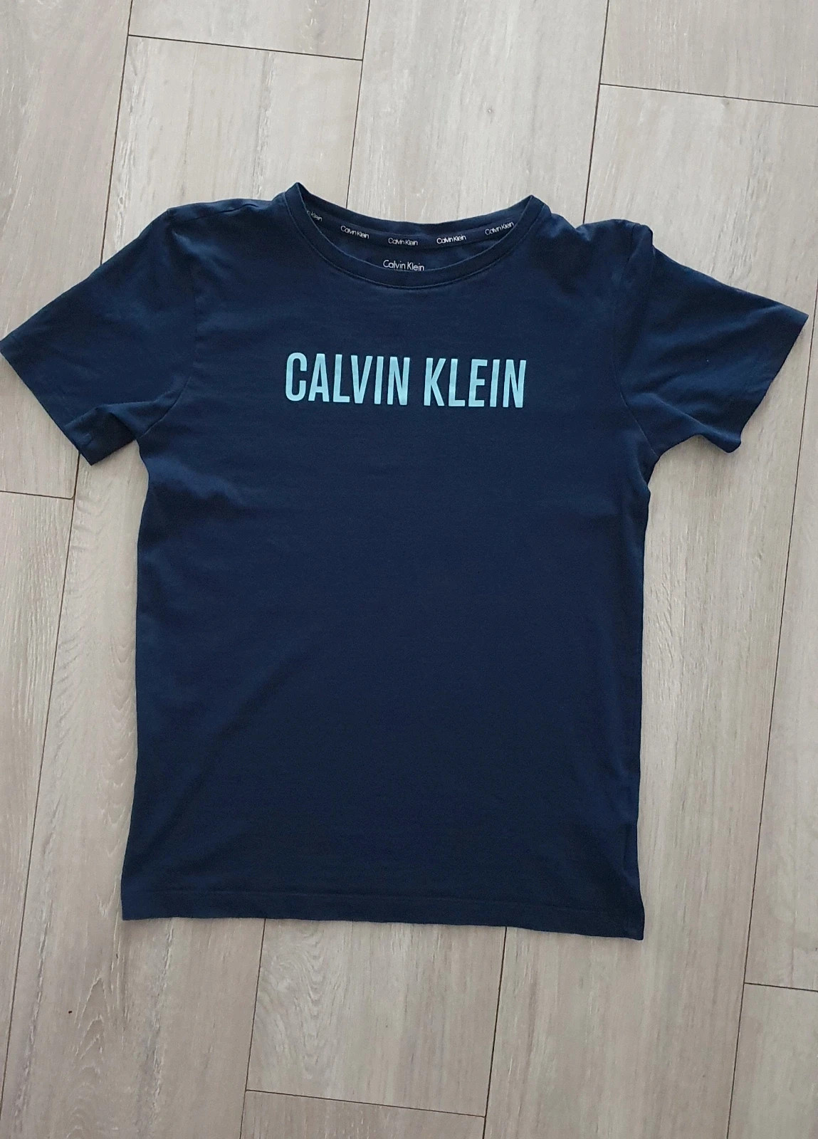 Calvin Klein póló 2