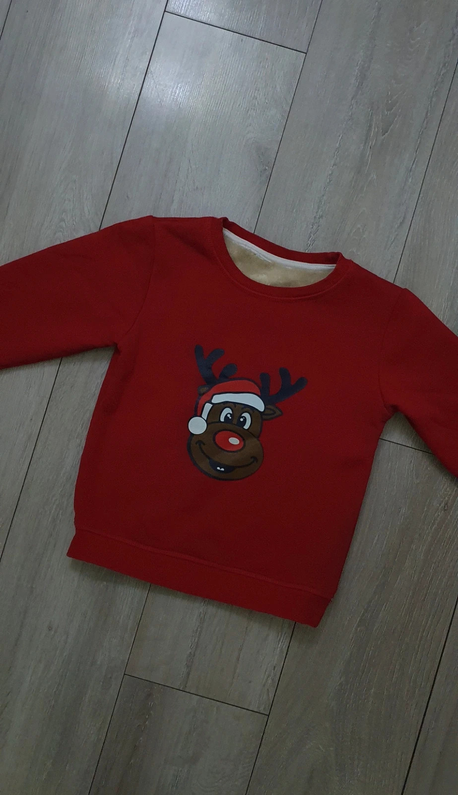 Bundás rénszarvasos pulóver 1