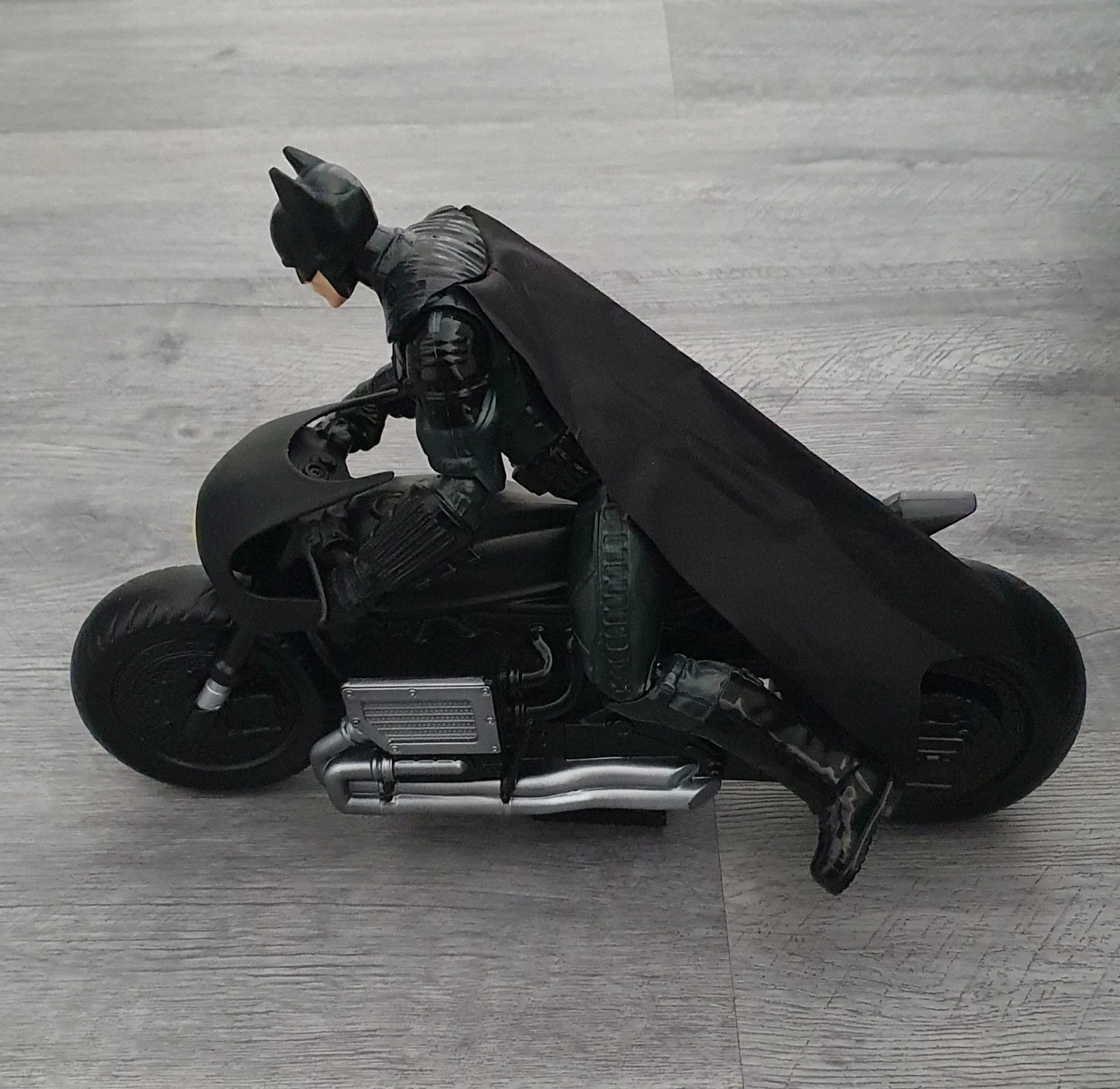 Batman motor figurával 4