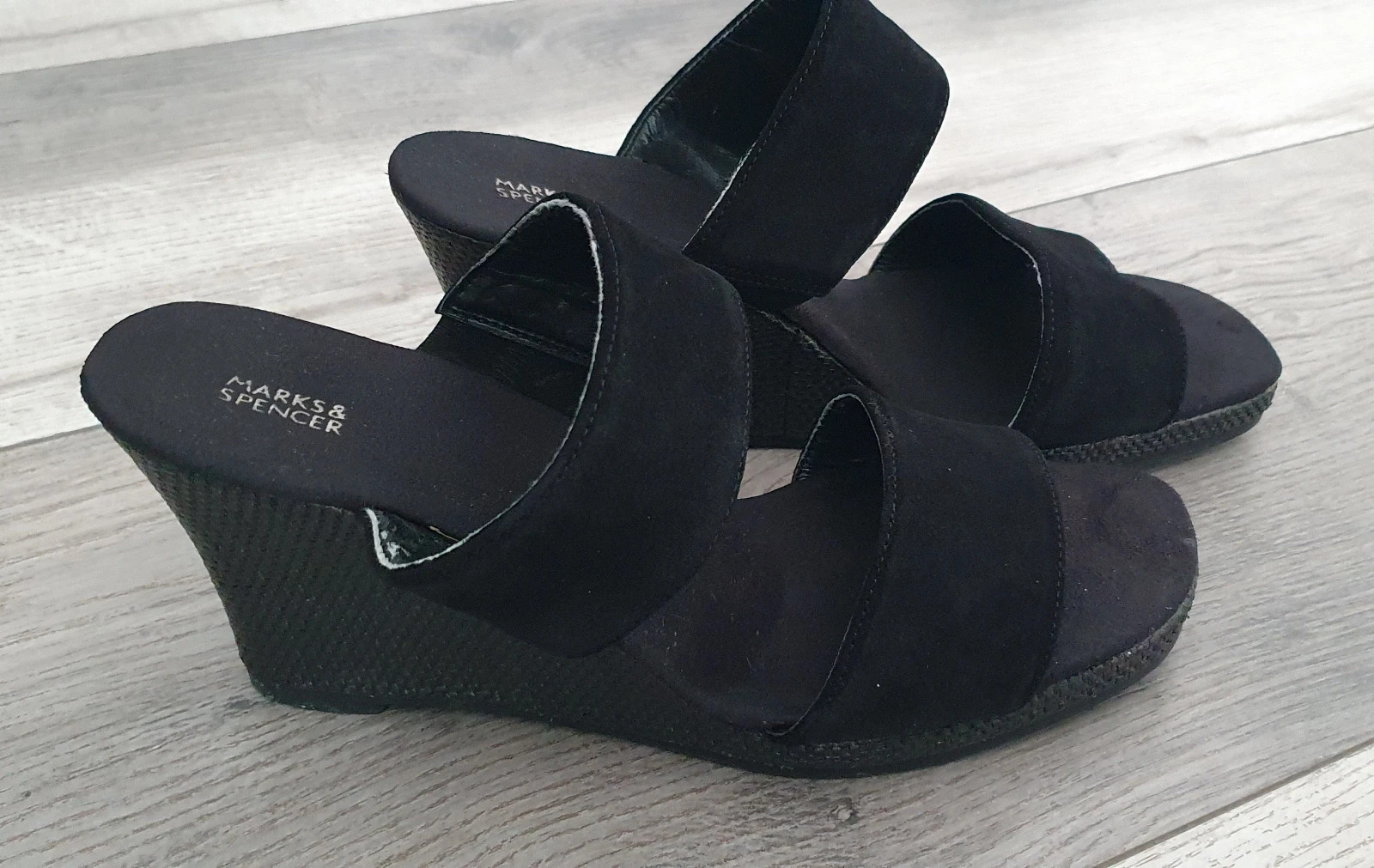 Marks & Spencer szandál 3