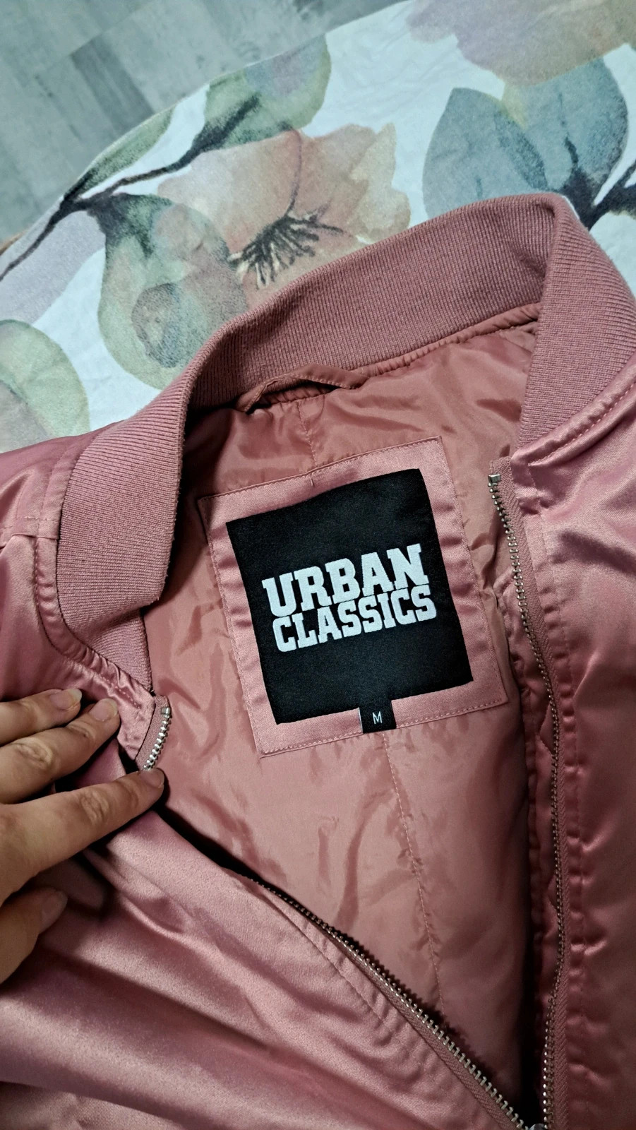 Urban Classics rózsaszín bomberdzseki 1