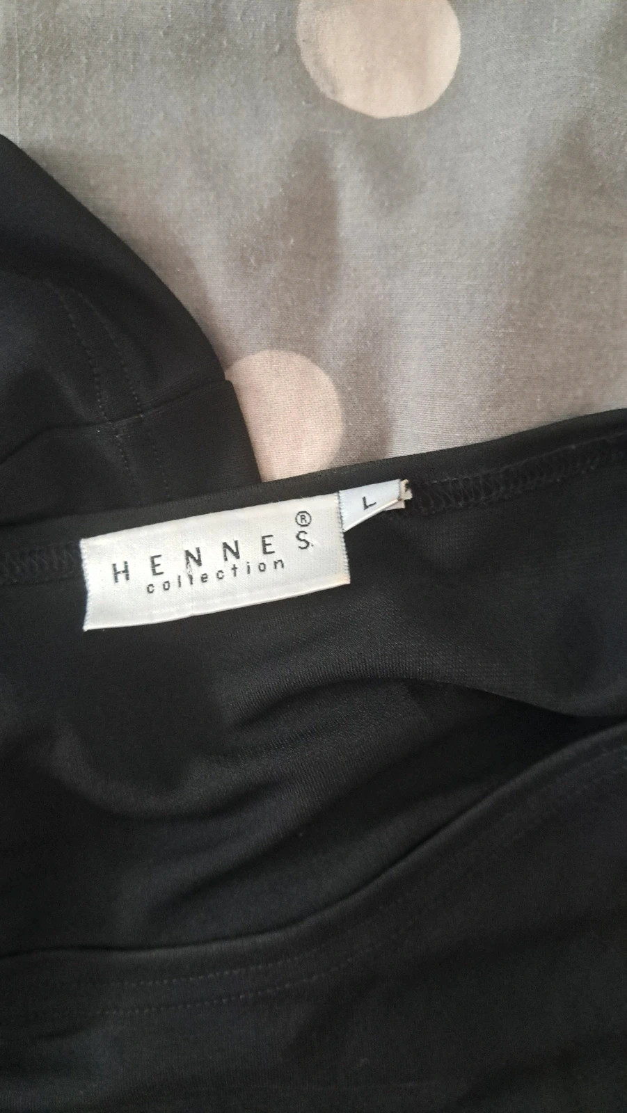 Hennes Collection oldalán hasított, vintage, csillogó köves kis fekete ruha 3