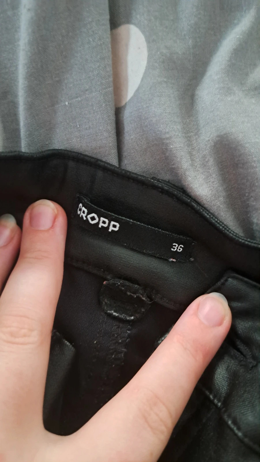 Cropp skinny fekete bőrnadrág+ M&S aranyszállal csillogó kötött felső szett S-M méretre 2