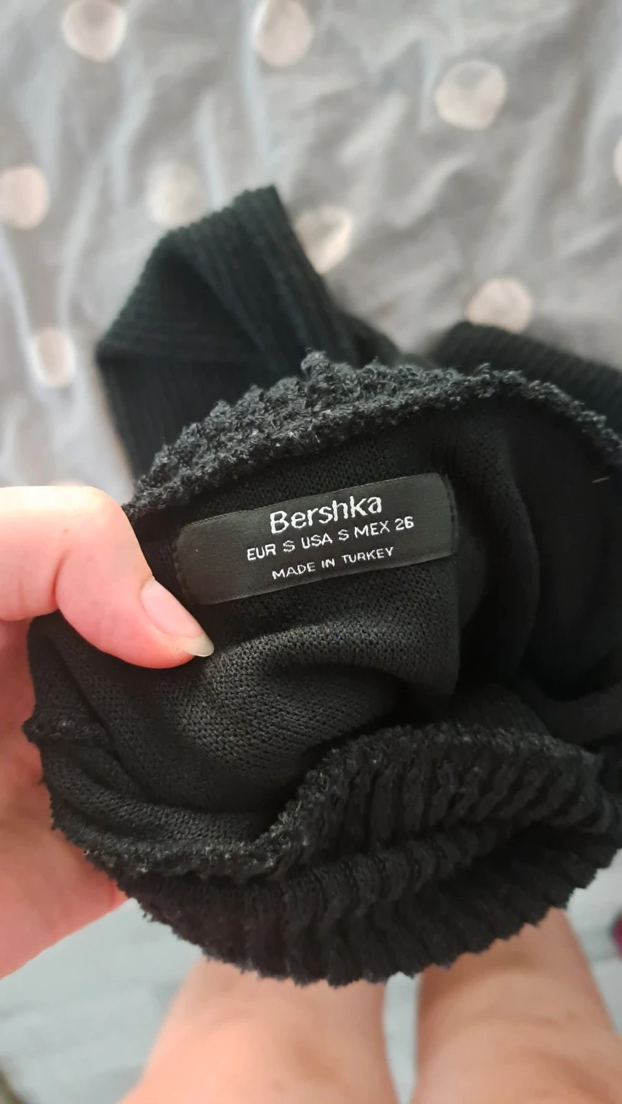 Piros kockás rakott szoknya+ Bershka fekete bordázott crop garbó szett S-M méretre 2