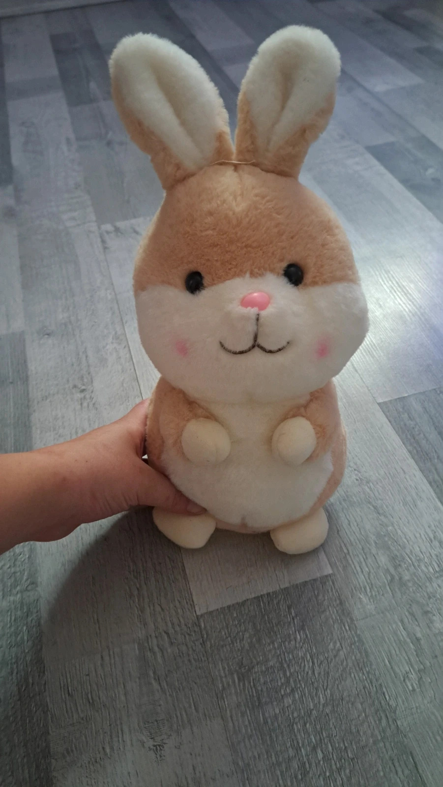 Nyuszi plüss 1