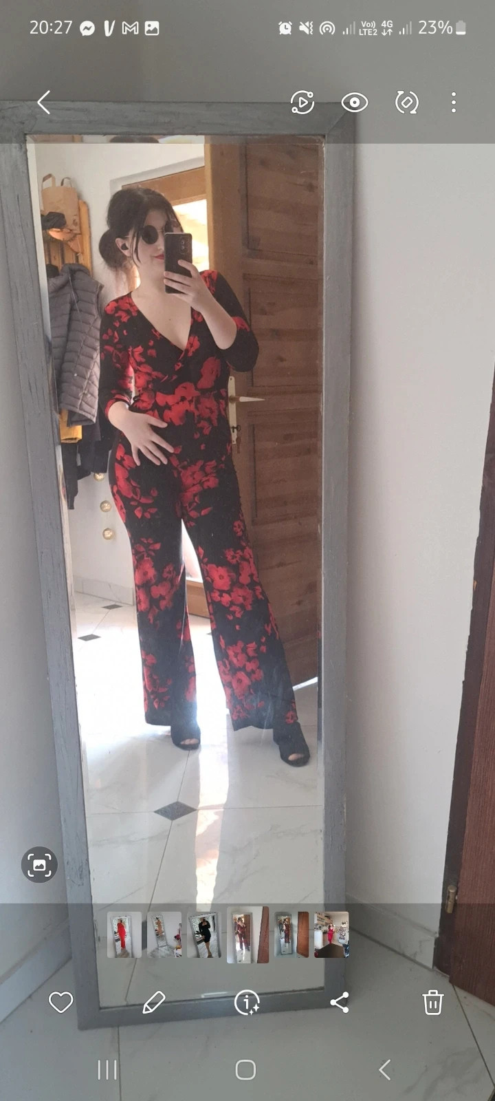Piros virágos fekete overál/jumpsuit 1