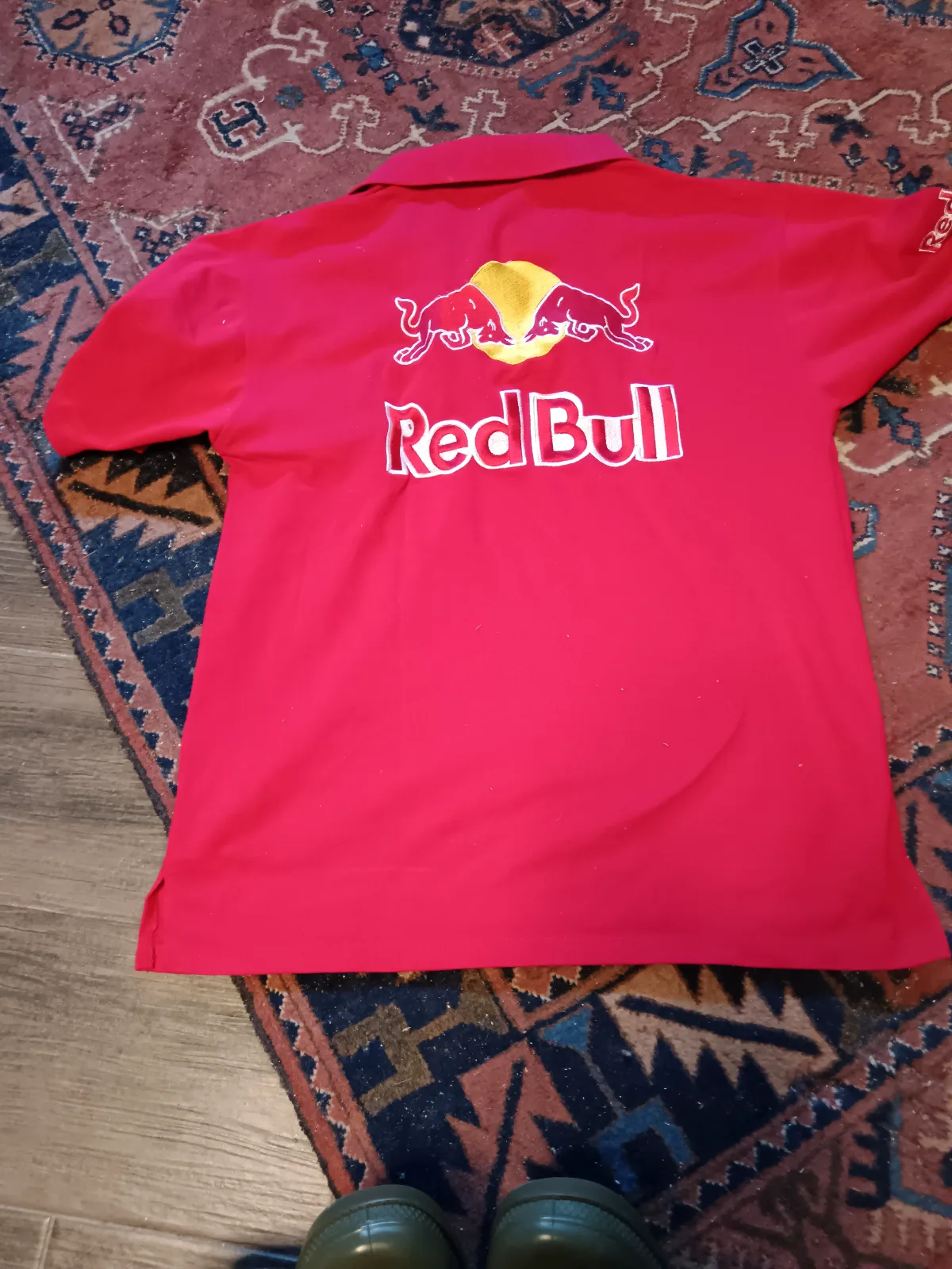Red Bull póló 2