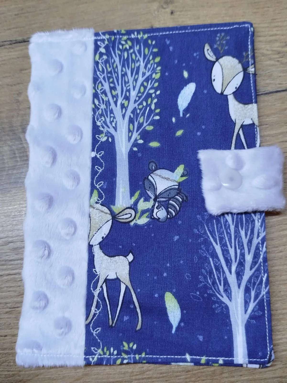 textil gyermek eü kiskönyv borító. 1