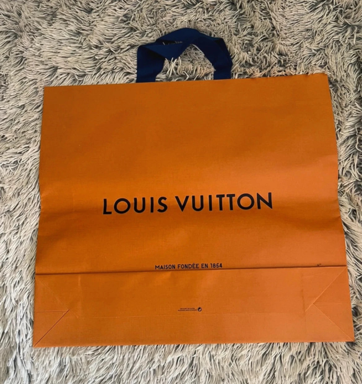 Louis Vuitton papírtáska 1