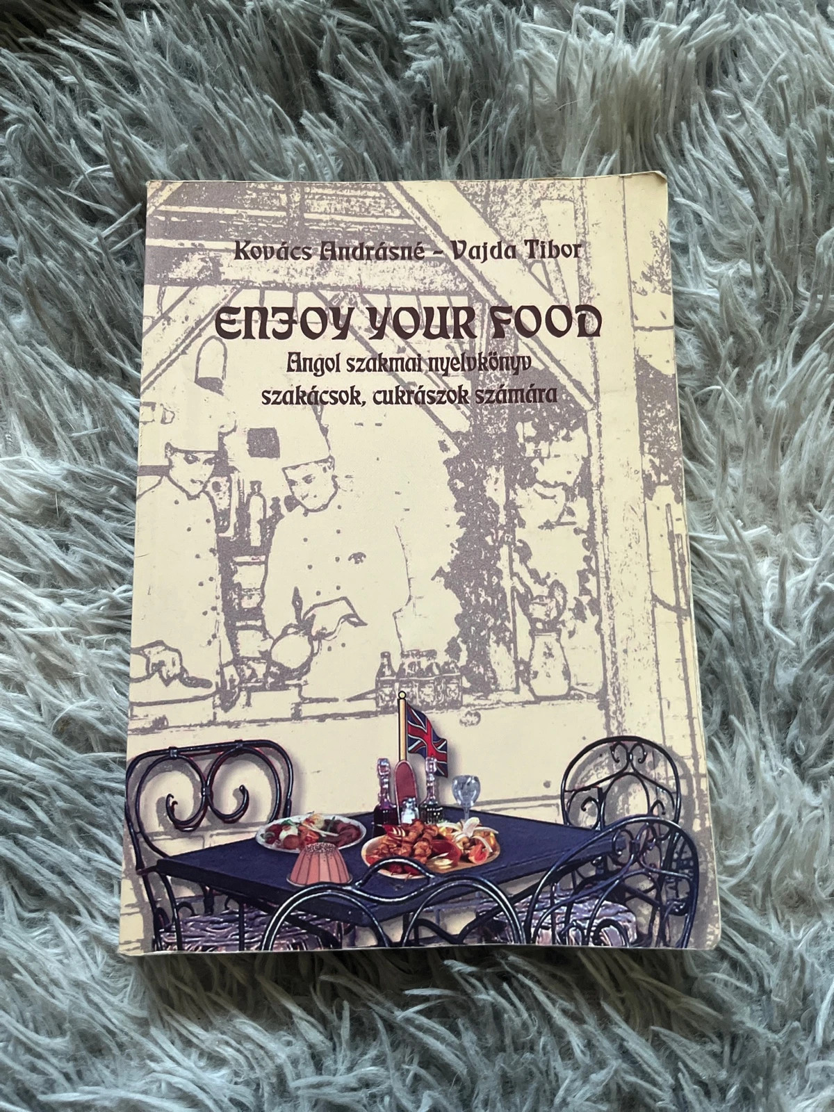 Enjoy your food Tankönyv 1