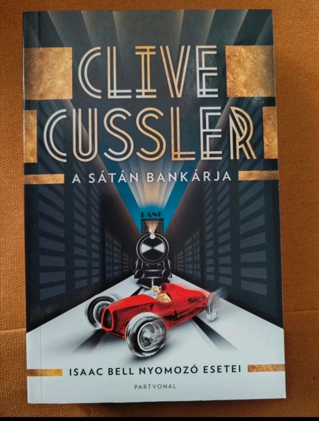 Új! Cleve Cussler - A sátán bankára 1