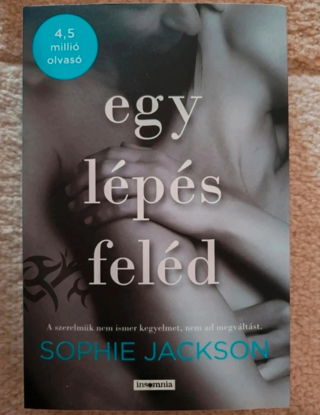 Új! Sophie Jackson - Egy lépés feléd 1