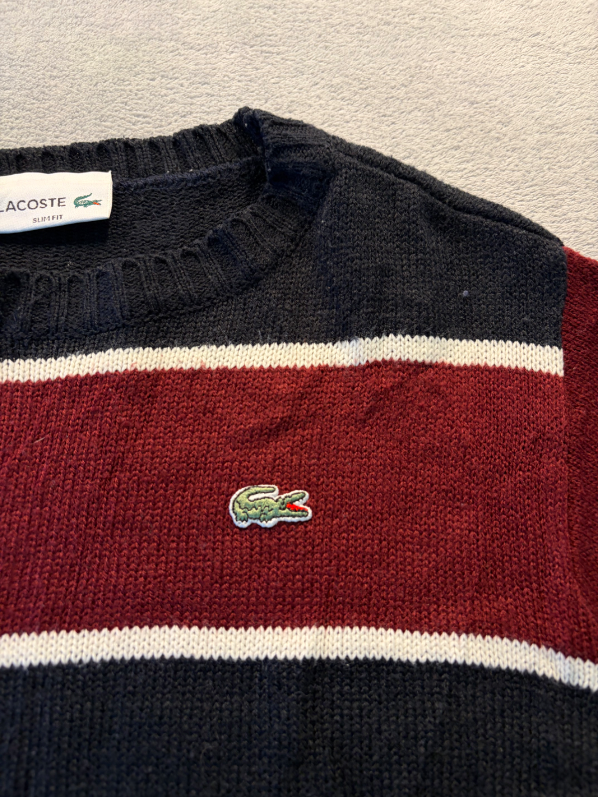 Lacoste fekete vörös púlóver 2