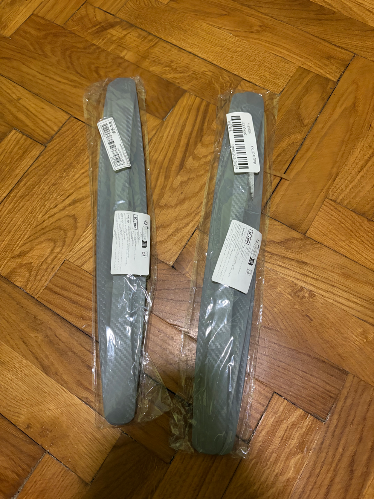 Autó lökhárító sarkára való gumis hatású karcolás gátló 1