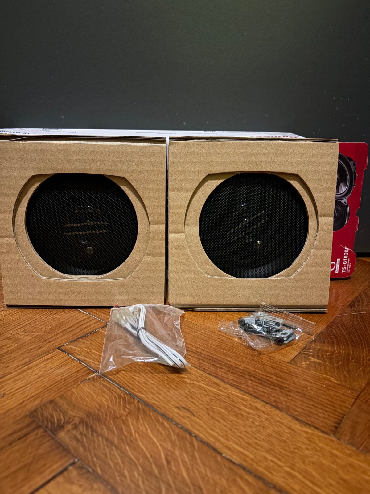 Autós hangszórók 10cm / 100mm 3 utas 4Ohm 30W RMS Pioneer TS-G1030F 3