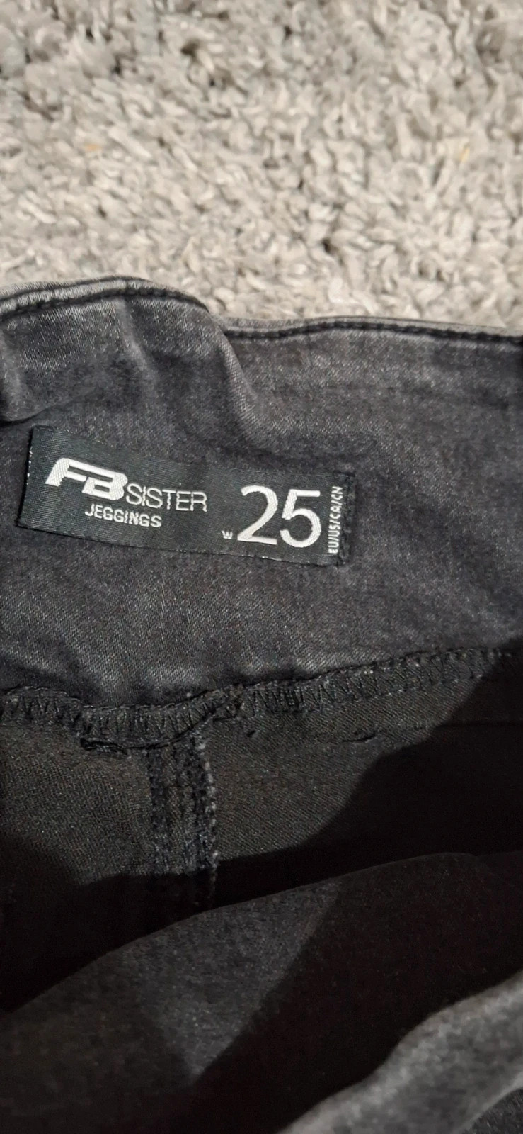 FB Sister Jeggings sötétszürke nadrág 3
