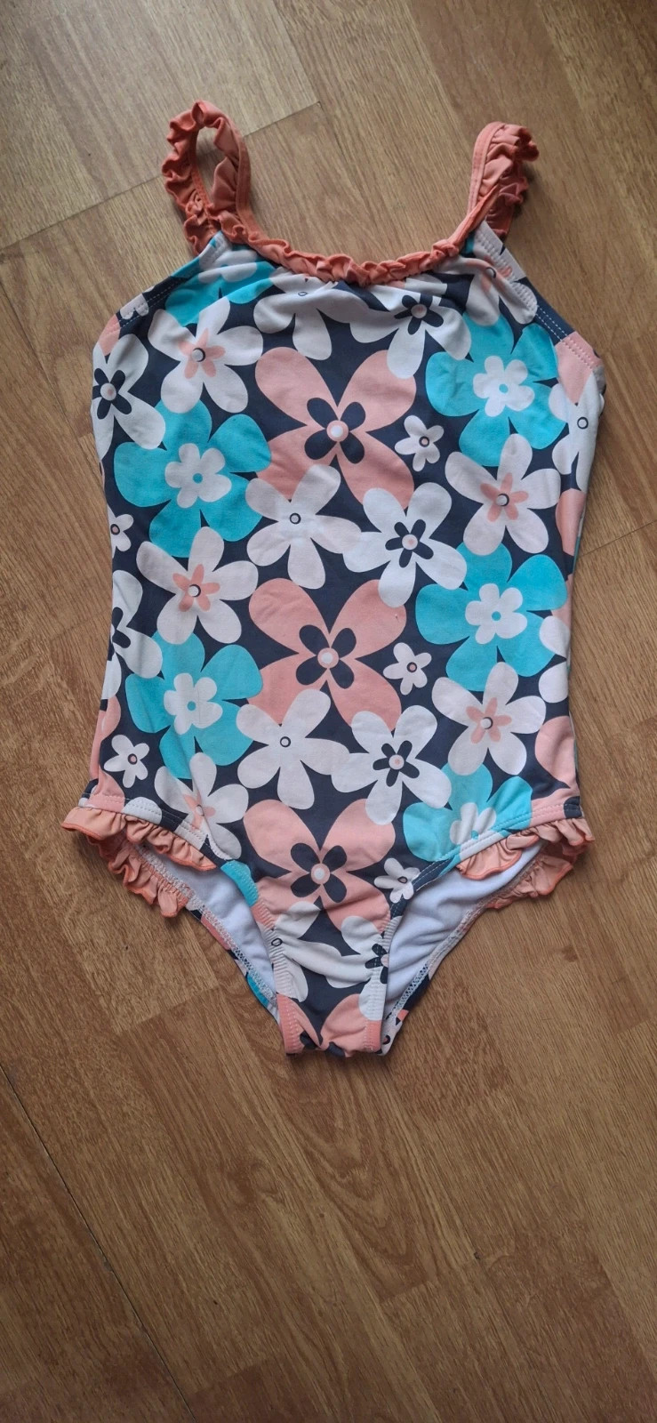 F&F kislány fürdőruha 1