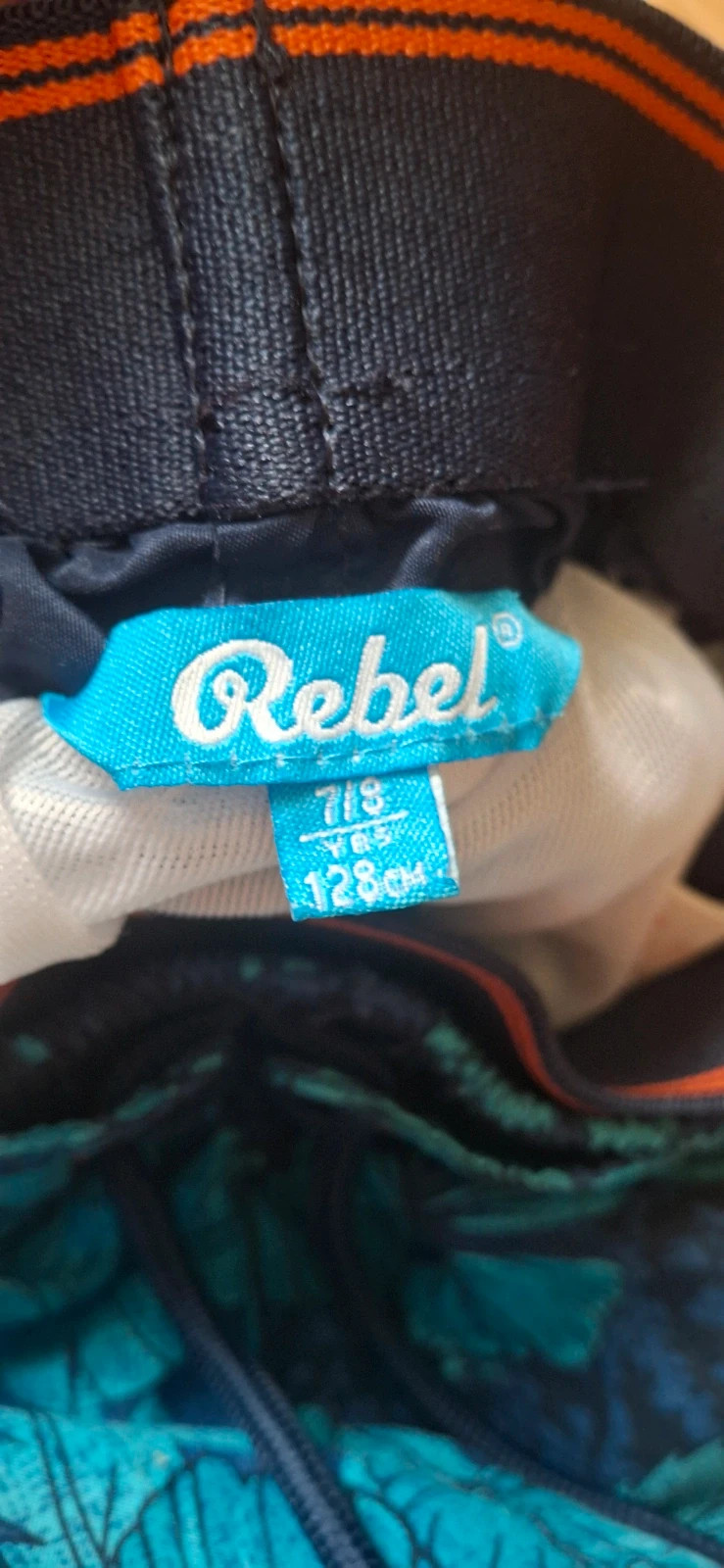 Rebel fiú fürdőnadrág 3