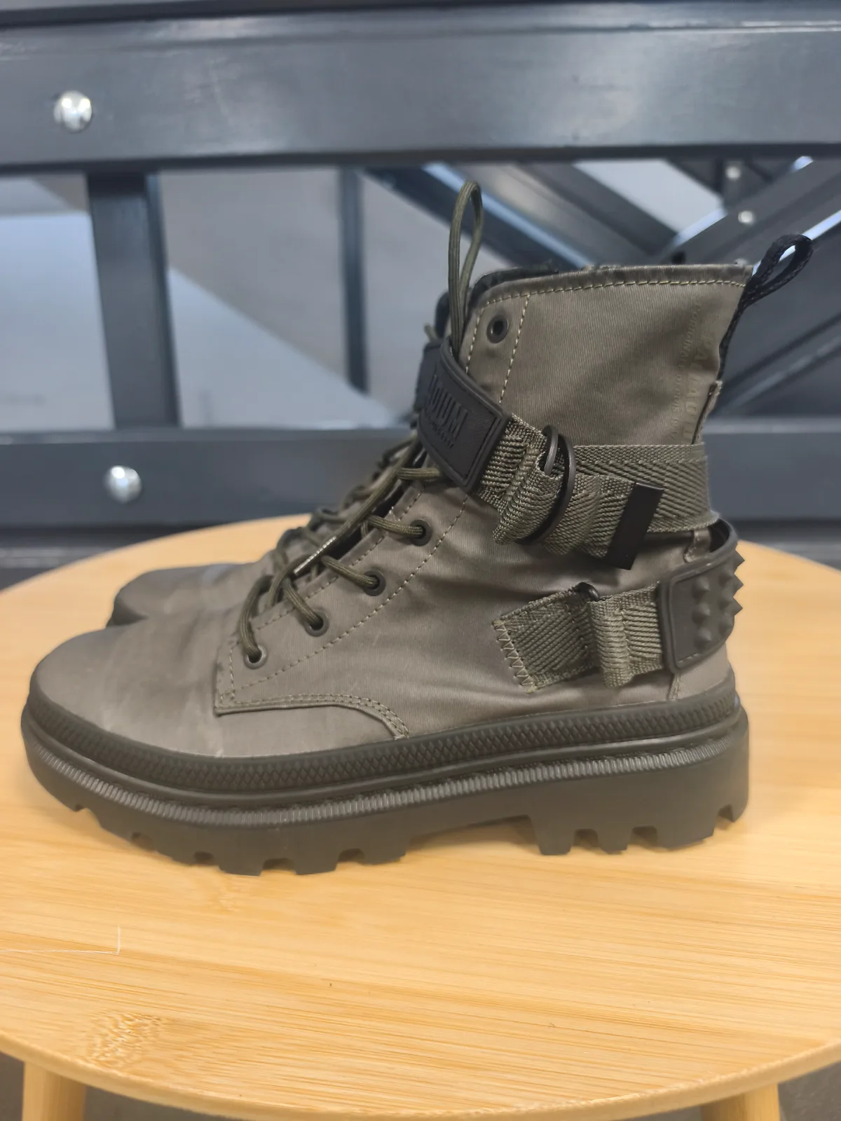 Palladium boots