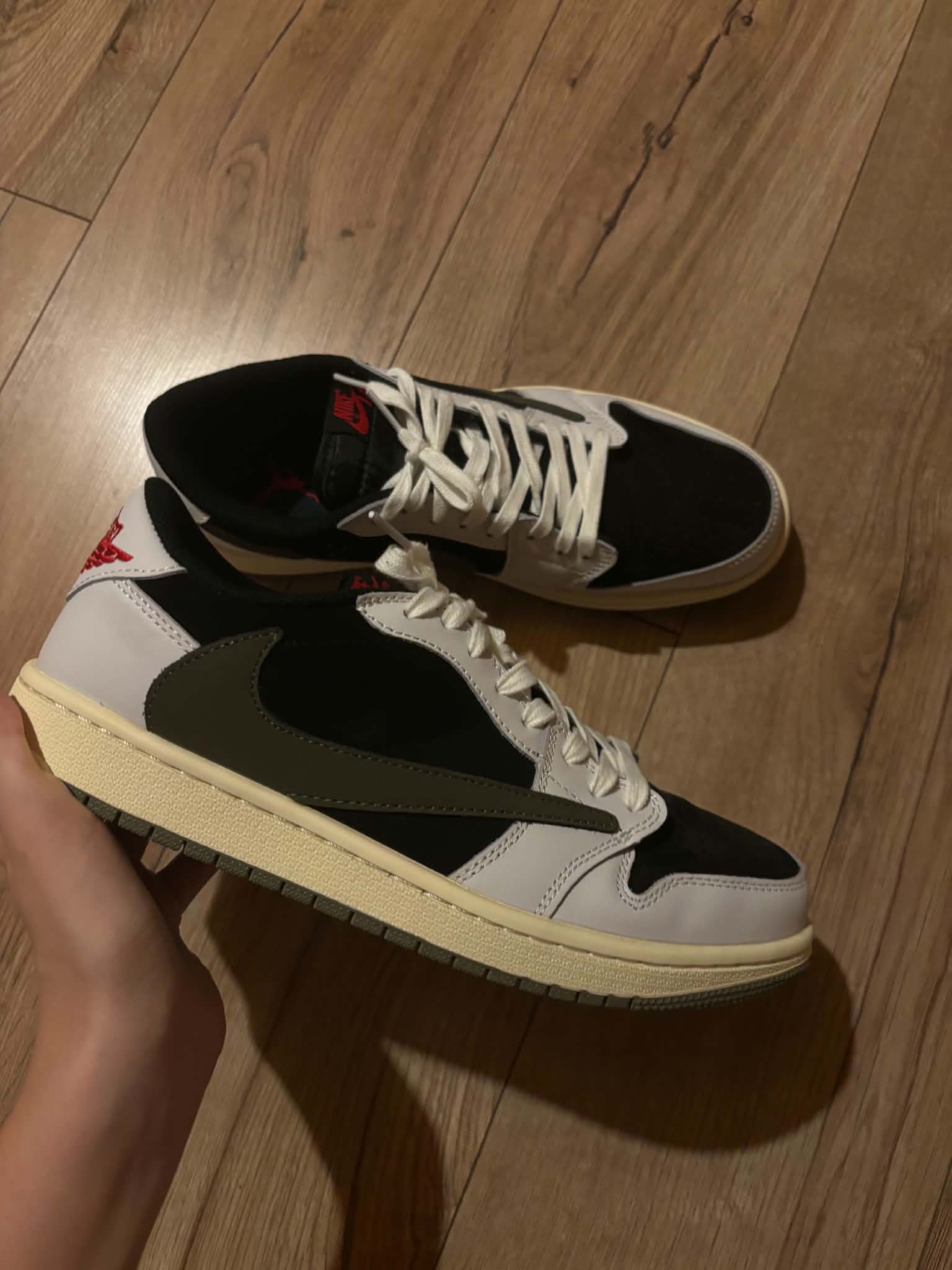 Nike Air Jordan 1 Low Travis Scott Olive EU 43 / US 9.5 - New 2