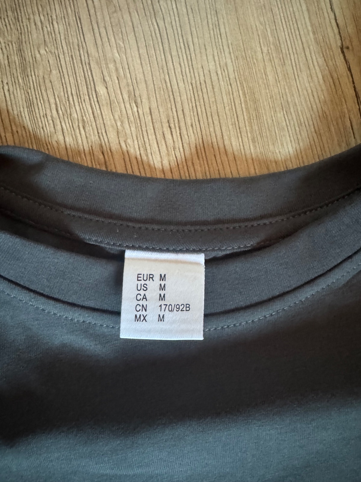 AMIRI Black Drip Logo T-Shirt Size M 3