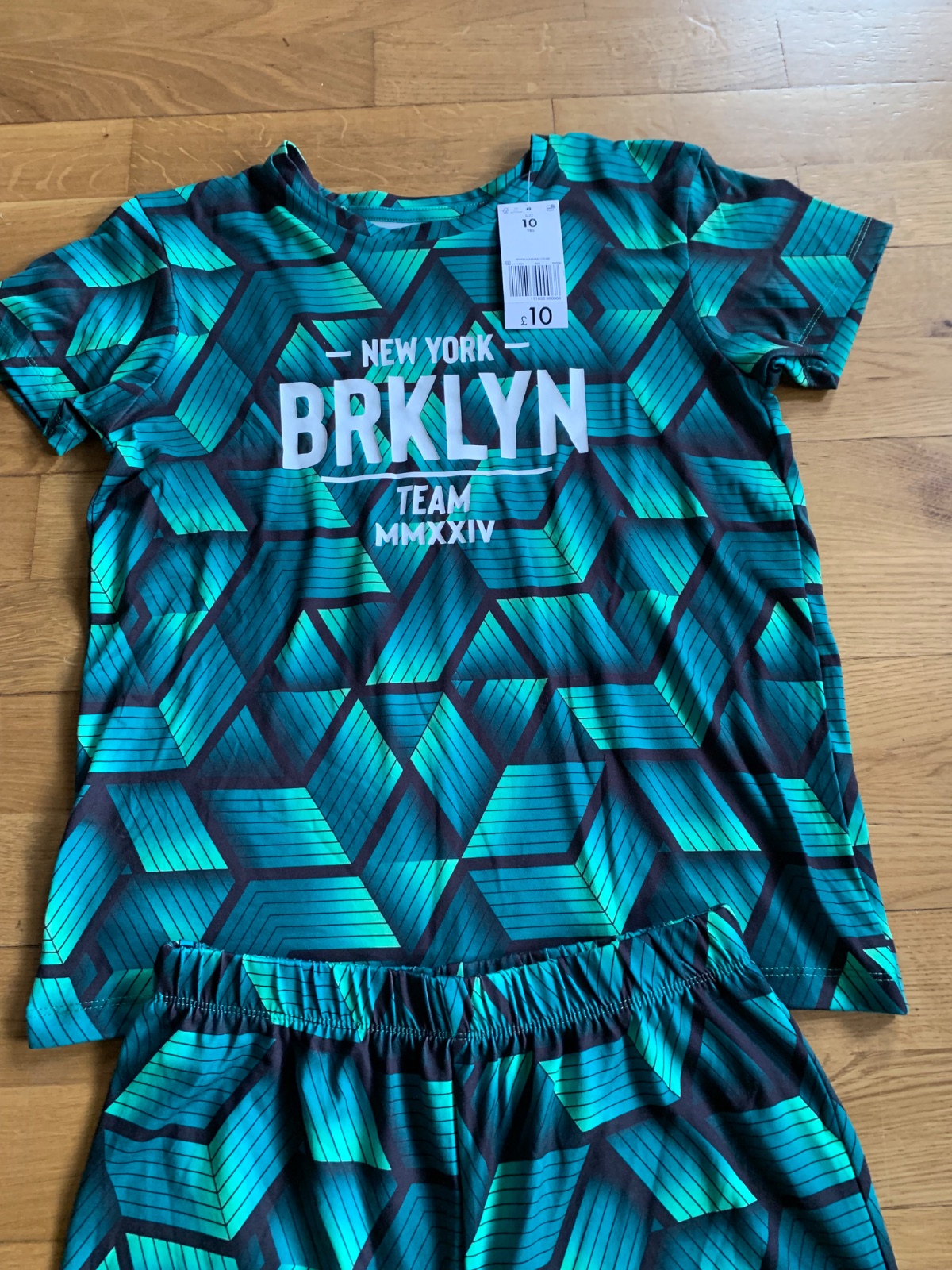 9/10 év-140, Matalan együttes 2