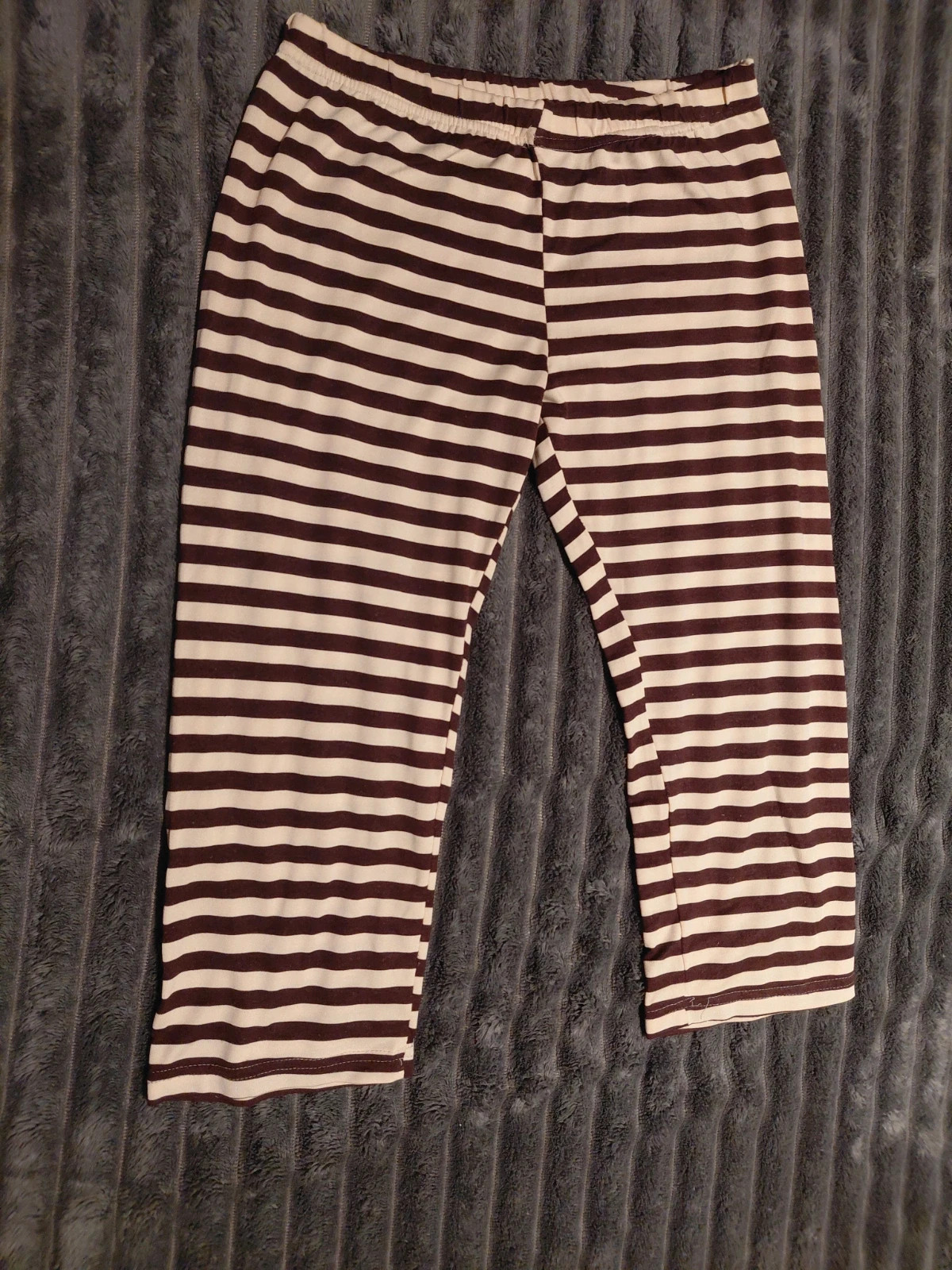 L-XL capri leggings mustár-barna csíkos 1