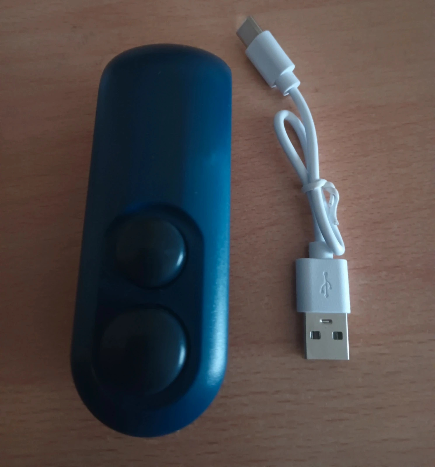 Mini hordozható elektromos vákuumzáró és zacskó bontó készülék 3