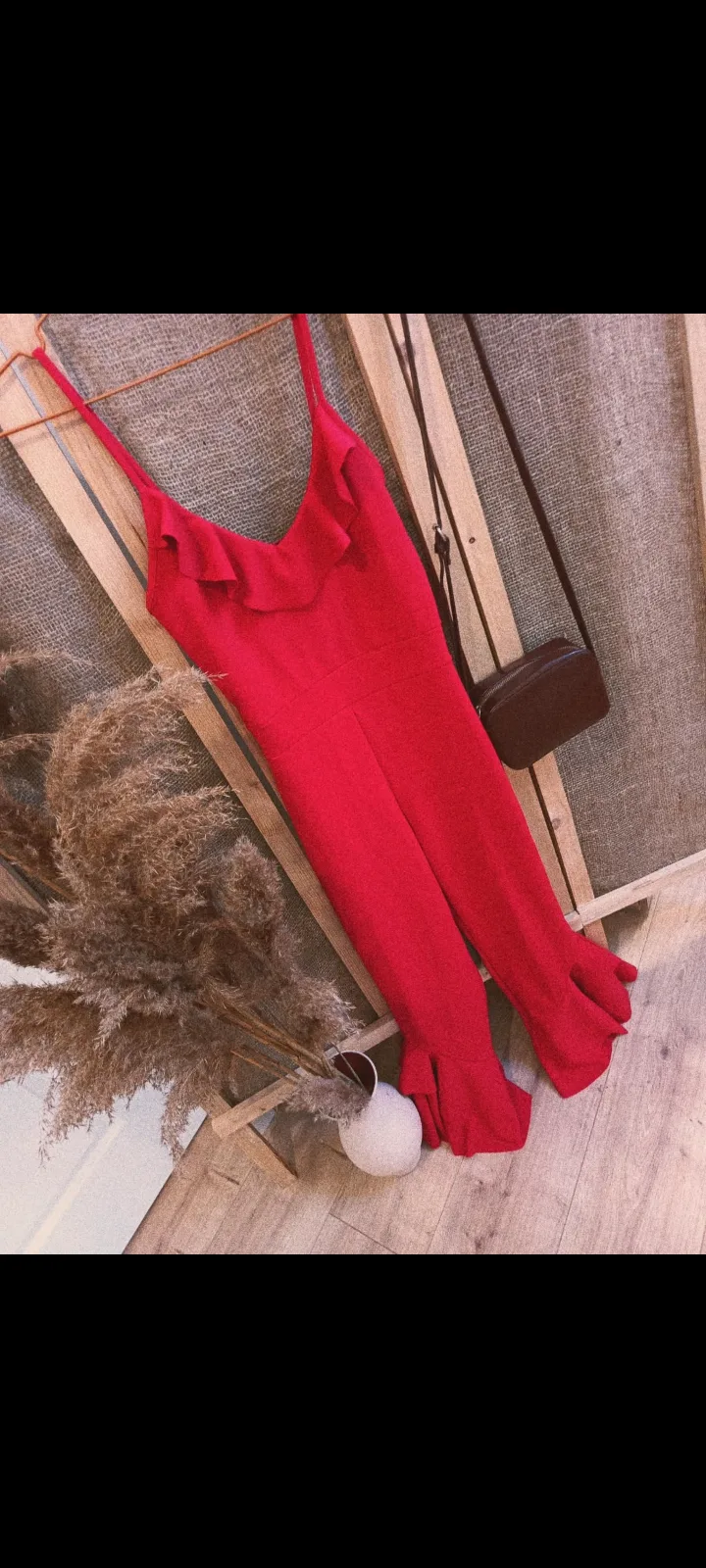 Kezeslábas, playsuit, fodros női ruha 2