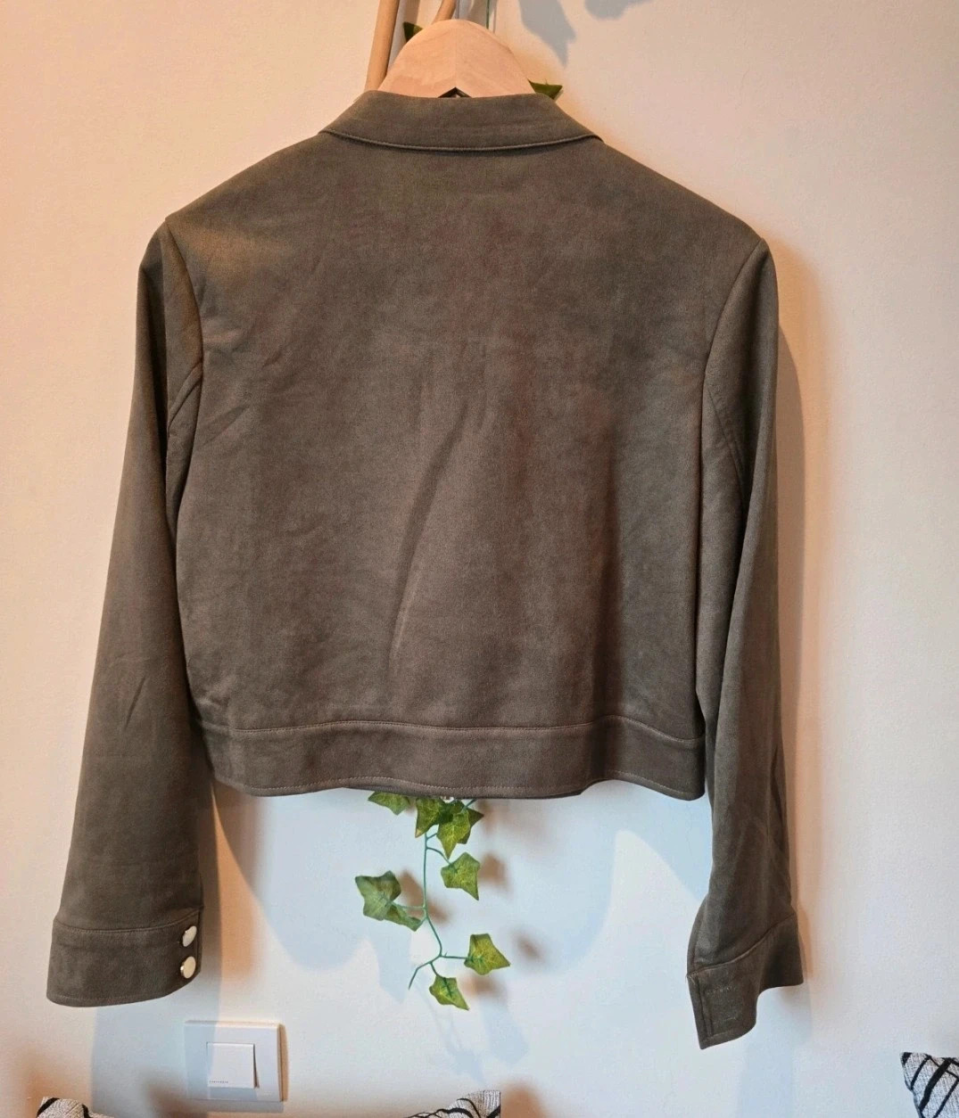 Cazadora verde de ante de Shein-Talla L -Nueva! 2