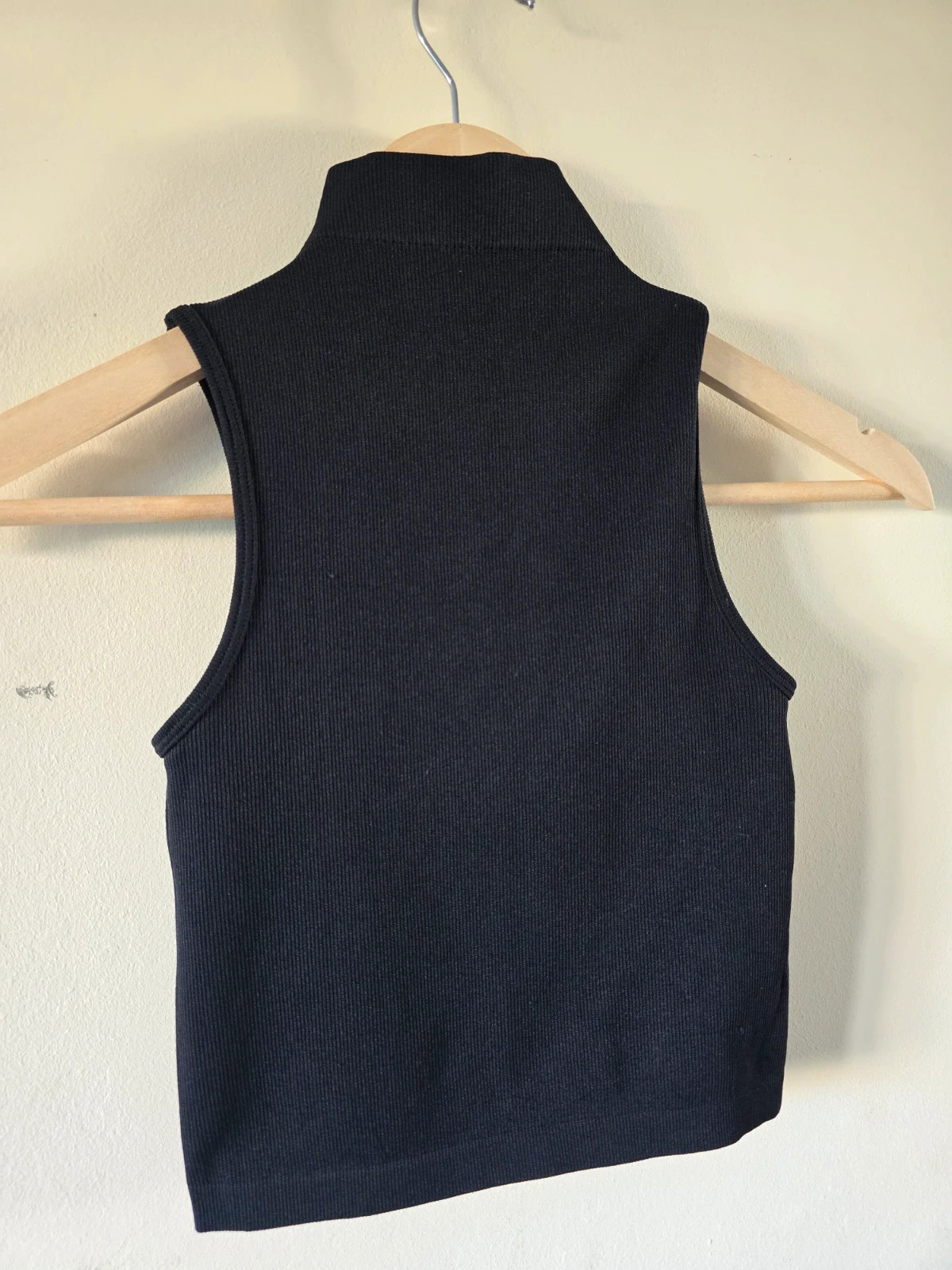 Top halter/sin mangas de cuello alto negro Pull&Bear-Talla XS-S 2