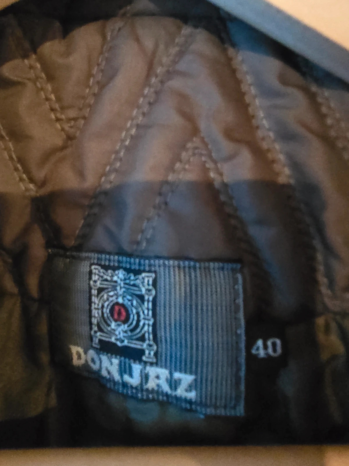 Chaqueta acolchada verde Donjaz-talla L/40- perfecto estado 3