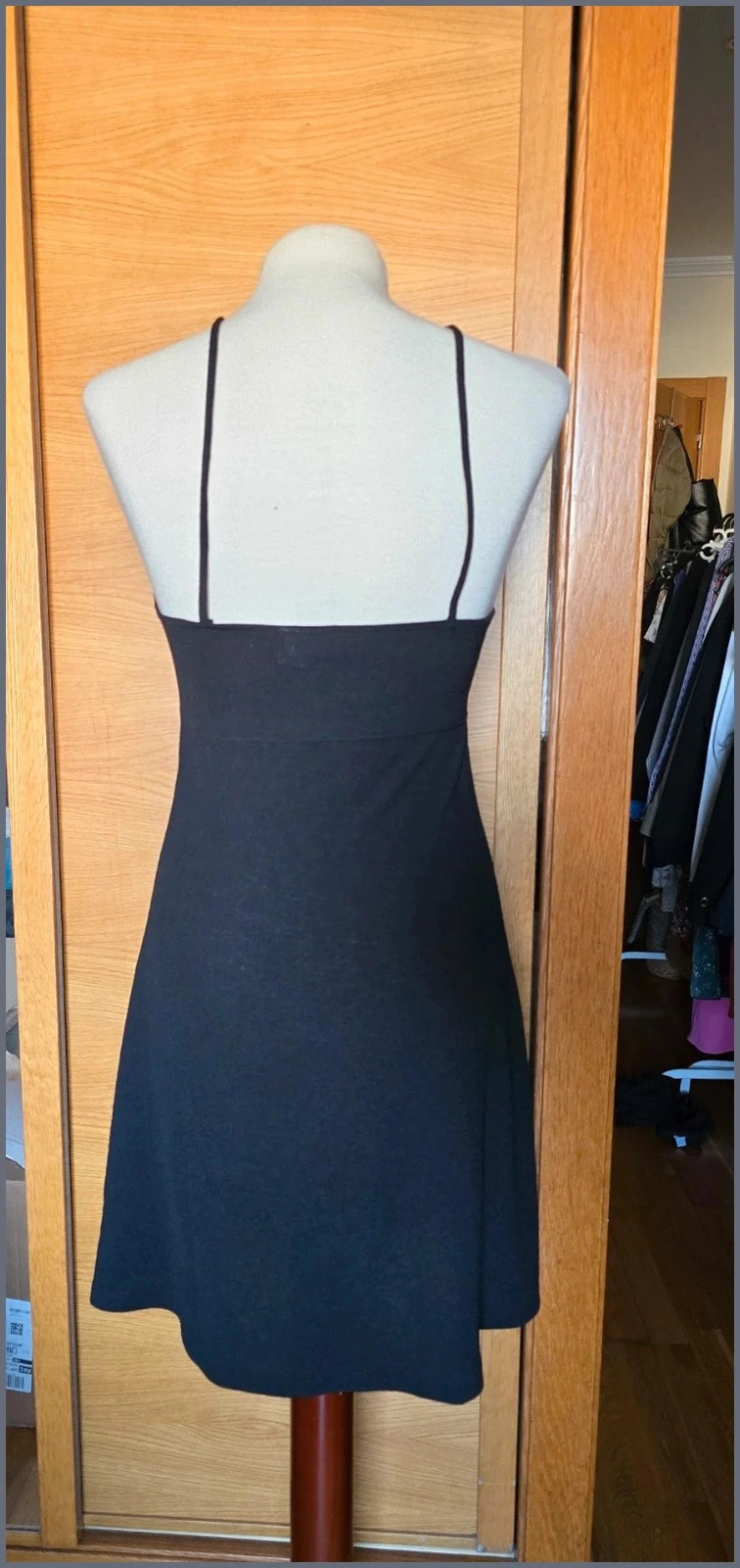 Vestido negro de H&M -usado 1 vez-talla M 2